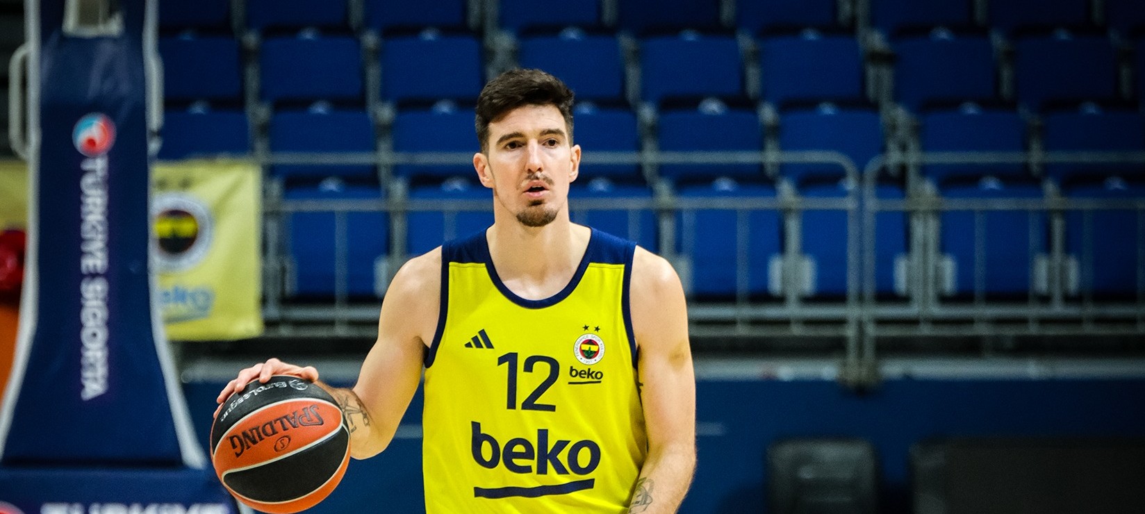 Χάνει τον Ντε Κολό για πάνω από 1,5 μήνα η Φενέρ