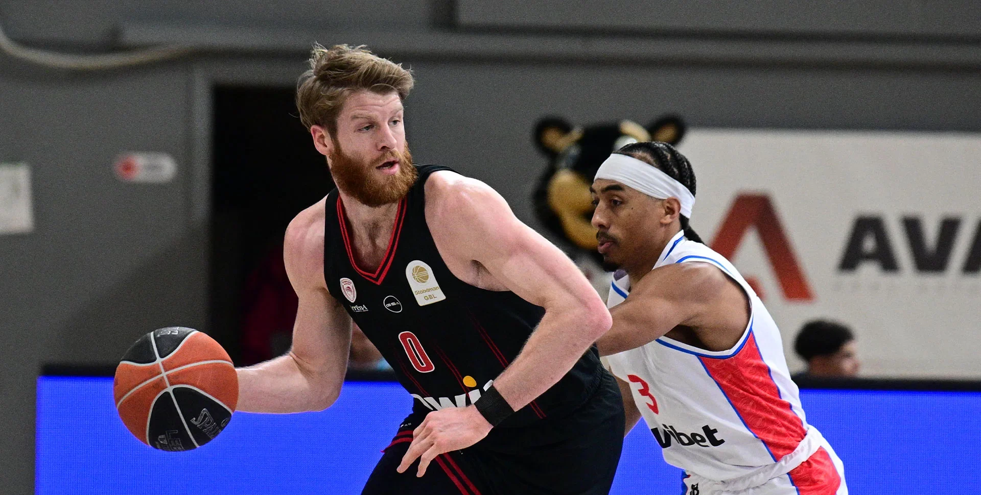 Μίλησε η ποιότητα του Ολυμπιακού στο φινάλε λυγίζοντας τον μαχητικό Πανιώνιο