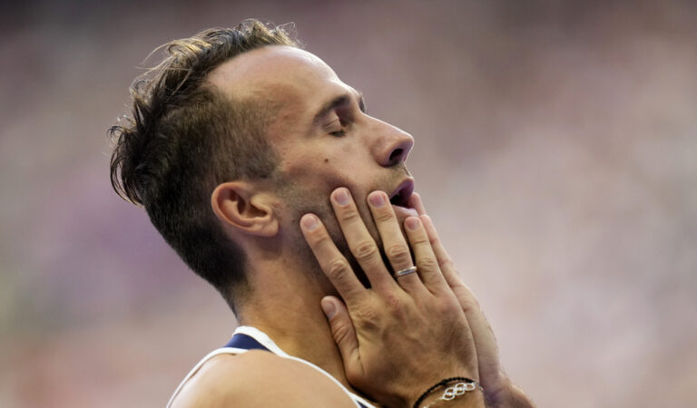 Παγκόσμιο Κλειστού Στίβου: Με άκυρη εκκίνηση έμεινε εκτός τελικού των 60μ. με εμπόδια ο Μίλαν Τράικοβιτς