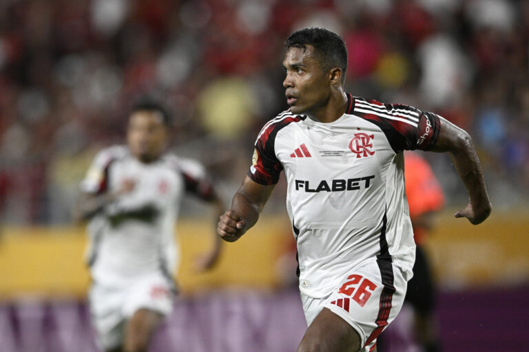 Χάνει τα ερχόμενα φιλικά της Βραζιλίας ο Αλεξ Σάντρο