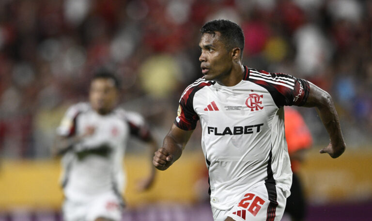 Χάνει τα ερχόμενα φιλικά της Βραζιλίας ο Αλεξ Σάντρο