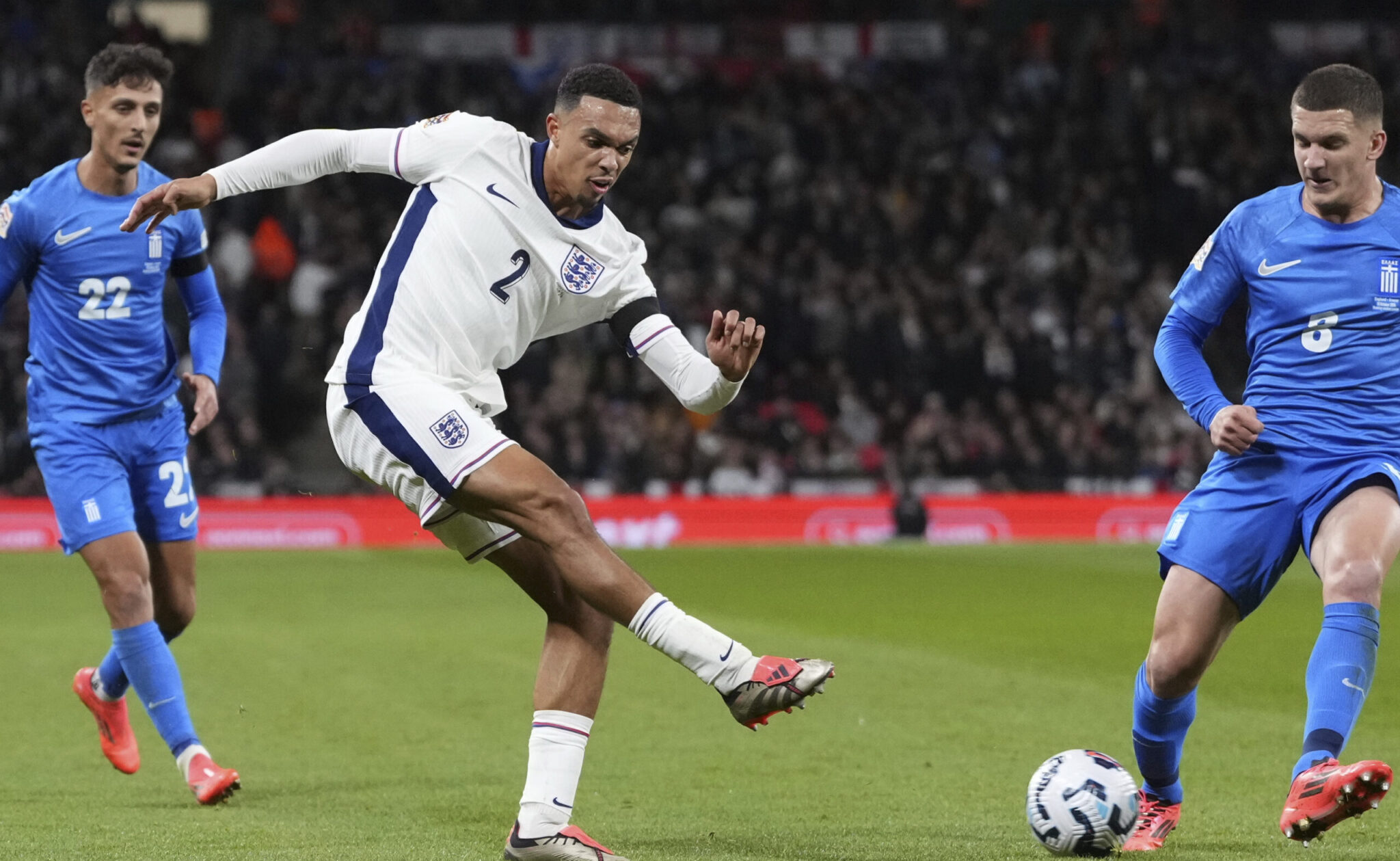 Εκτός κλήσεων της Αγγλίας ο Αλεξάντερ-Άρνολντ