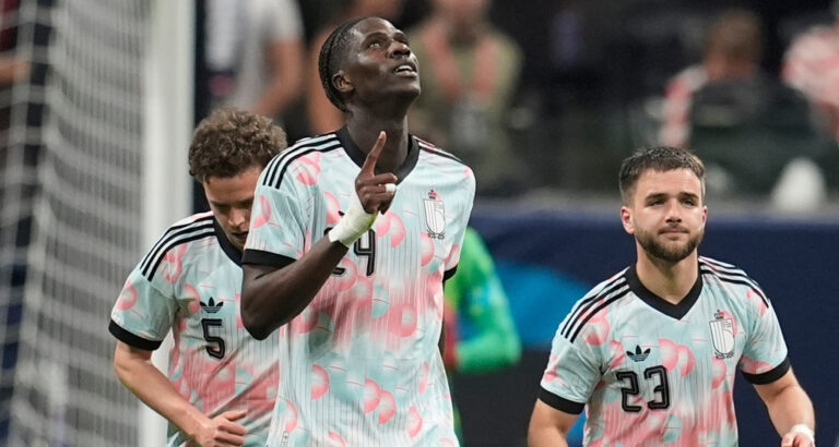 «Δεν έχουμε ξαναδεί κάτι τέτοιο» – Πέρασαν από εξονυχιστικό σωματικό έλεγχο οι διεθνείς παίκτες του Βελγίου στις ΗΠΑ