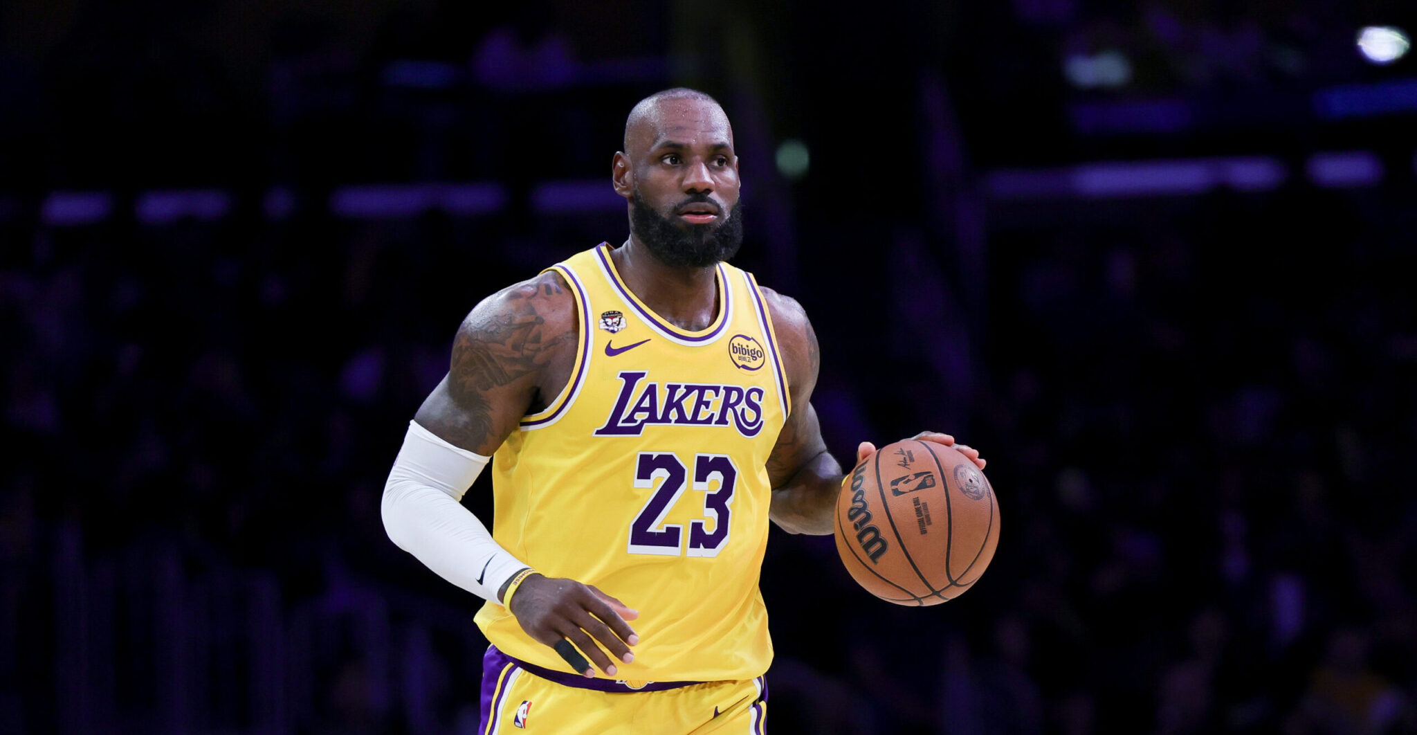 Νέα ιστορικά ρεκόρ από Λεμπρόν: Πρώτος σε νίκες στην ιστορία του ΝΒΑ – Ξεπέρασε τον… εαυτό του σε τριπλ-νταμπλ