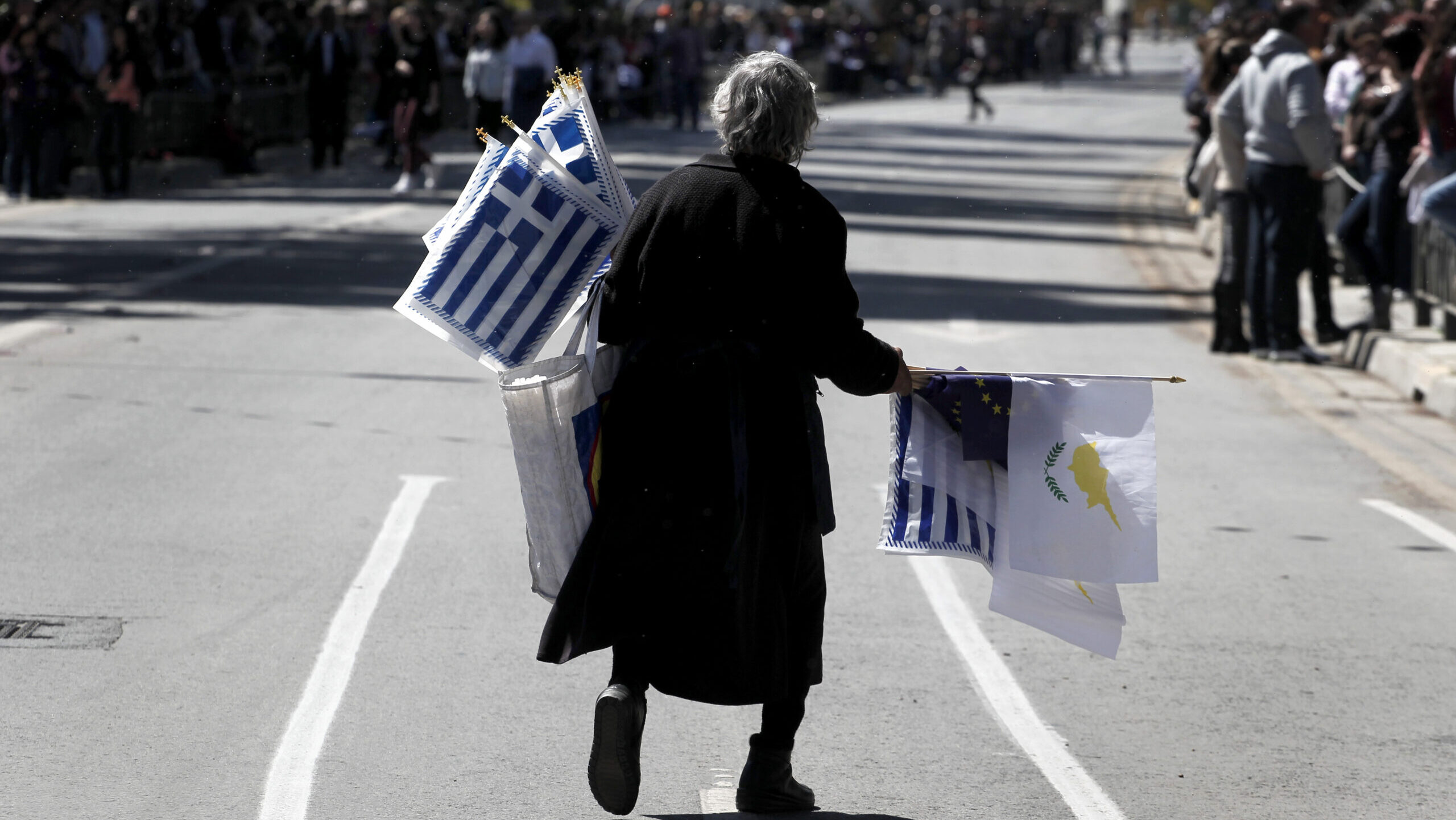 &Pi;&alpha;&rho;&epsilon;&lambda;ά&sigma;&epsilon;&iota;&sigmaf; &sigma;&tau;&eta; &beta;&rho;&omicron;&chi;ή; &Sigma;&epsilon; &alpha;&upsilon;&tau;έ&sigmaf; &tau;&iota;&sigmaf; &pi;&epsilon;&rho;&iota;&omicron;&chi;έ&sigmaf; &alpha;&nu;&alpha;&mu;έ&nu;&omicron;&nu;&tau;&alpha;&iota; έ&nu;&tau;&omicron;&nu;&alpha; &kappa;&alpha;&iota;&rho;&iota;&kappa;ά &phi;&alpha;&iota;&nu;ό&mu;&epsilon;&nu;&alpha;