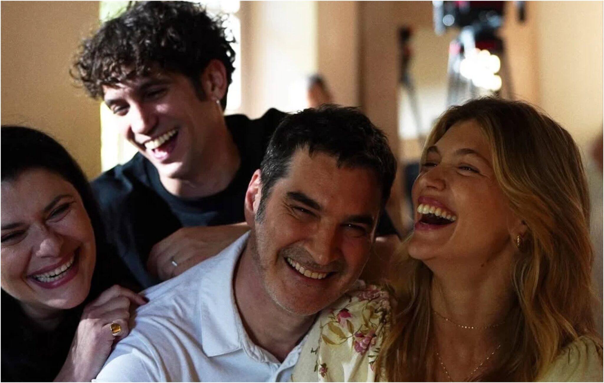 Παπακαλιάτης: Oι νέες αποκαλύψεις & οι backstage φωτογραφίες για την 4η σεζόν του Maestro