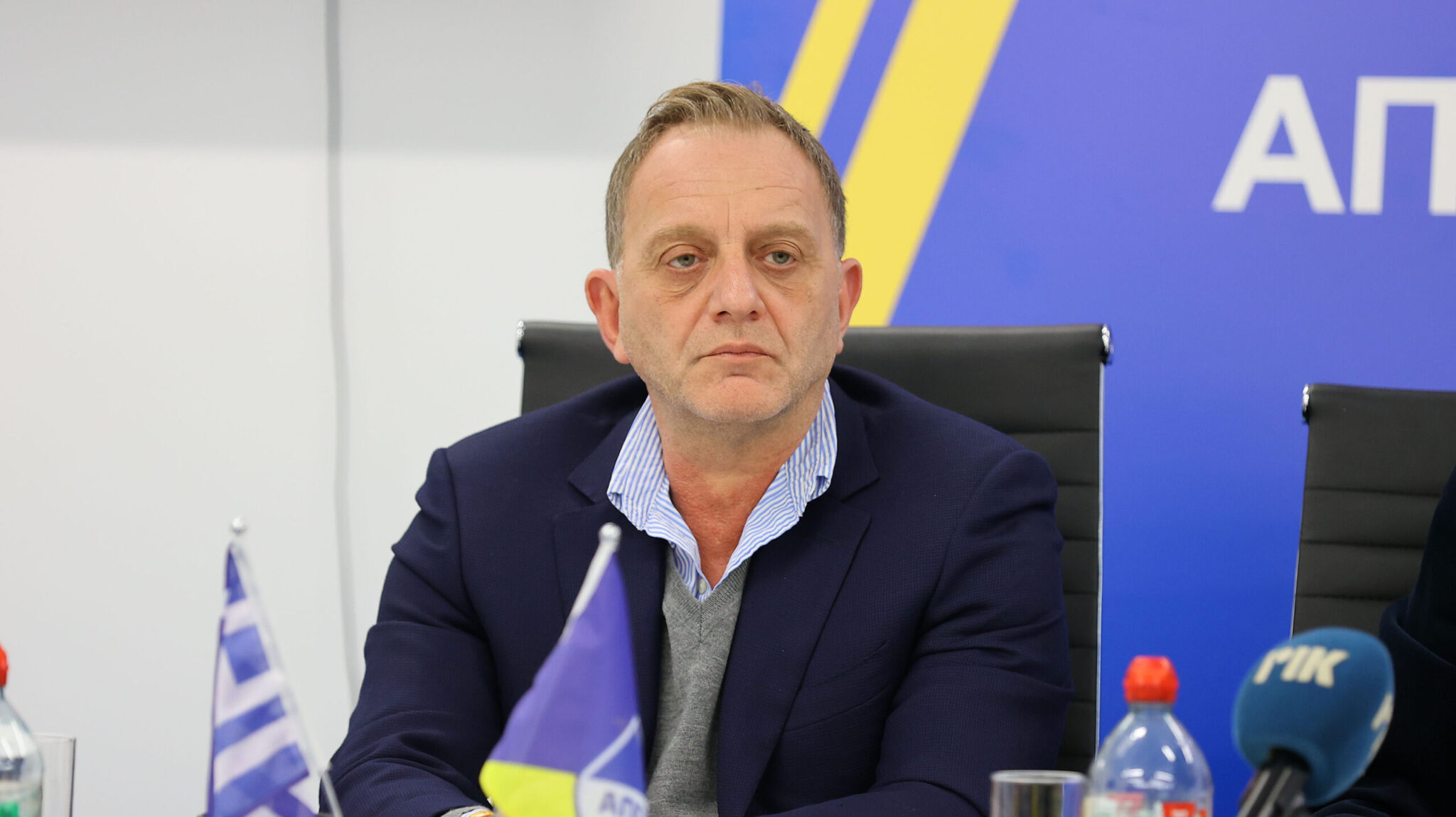 Σε εξέλιξη η δημοσιογραφική διάσκεψη του Χάρη Φωτίου