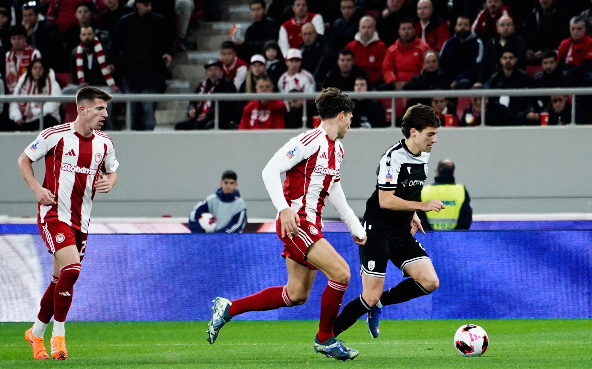 Τι συμβαίνει σε τριπλή ισοβαθμία ΠΑΟΚ-Ολυμπιακού-ΑΕΚ: Ποια ομάδα βγαίνει πρώτη και με ποια κριτήρια