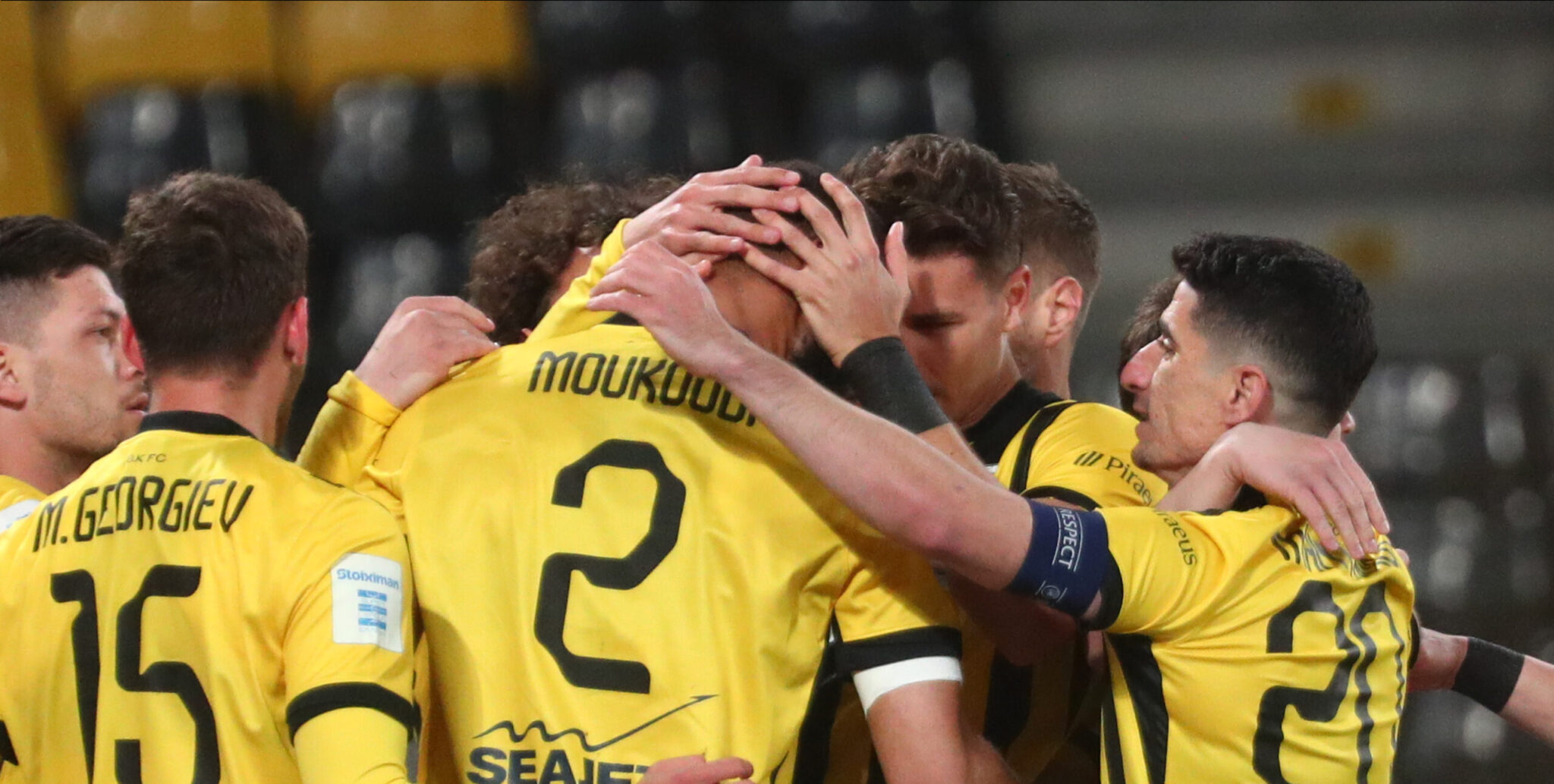 Η ΑΕΚ με οβίδα του Ρέλβας έσωσε τον βαθμό στο 98′