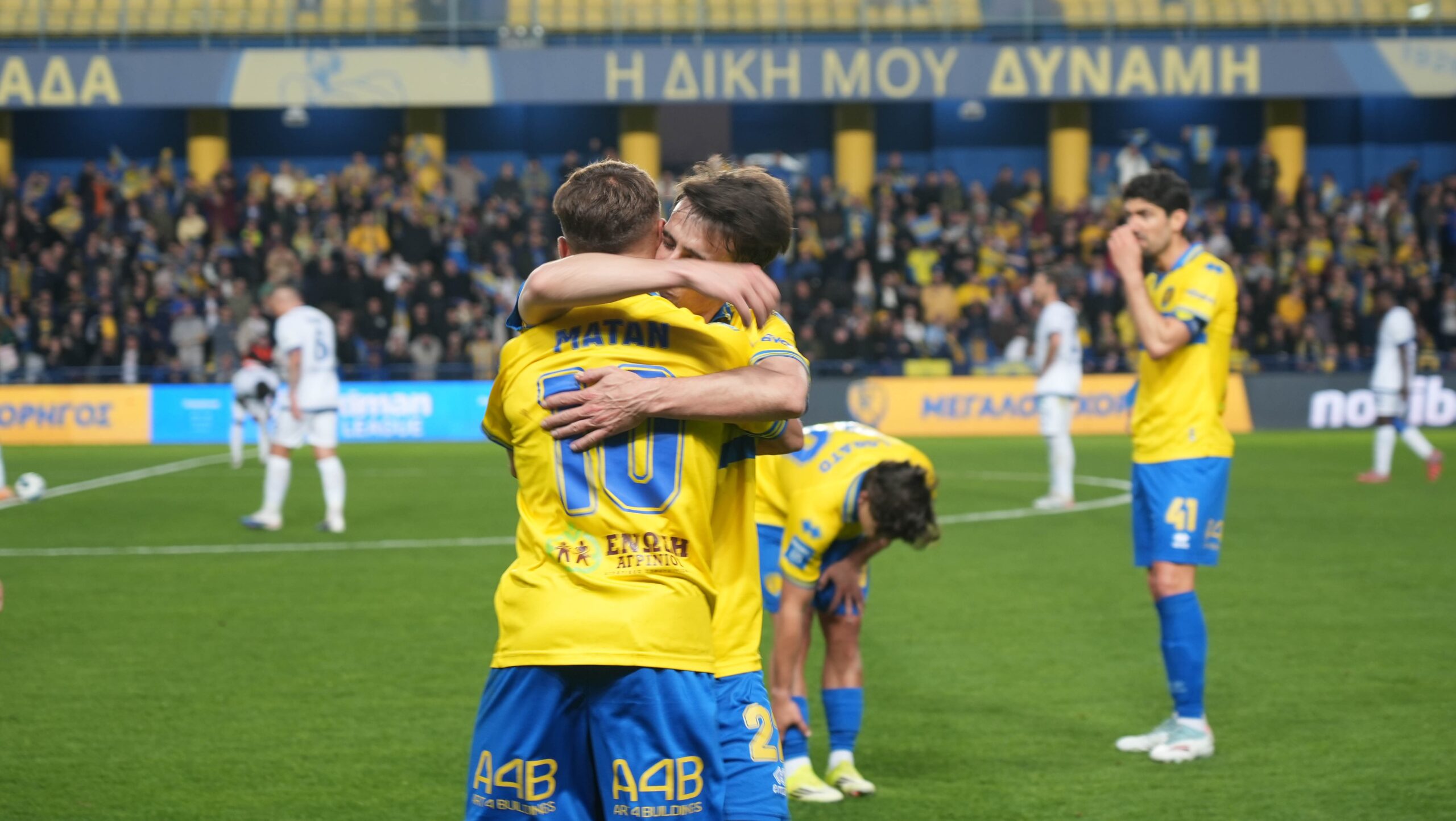 Ανατροπή γενεθλίων κόντρα στην Κηφισιά και νίκη-ανάσα για τον Παναιτωλικό