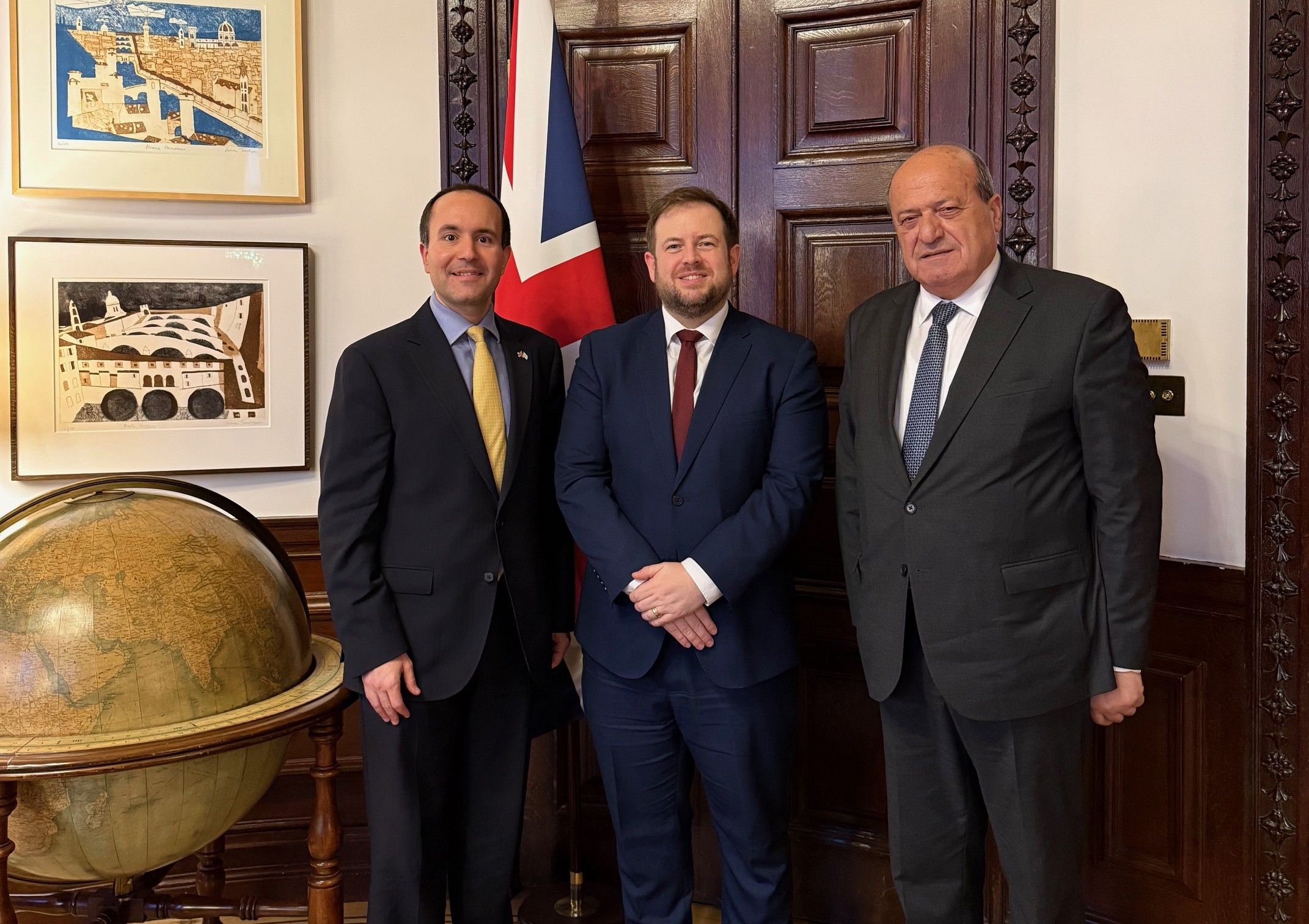 Ύ&psi;&iota;&sigma;&tau;&eta; &pi;&rho;&omicron;&tau;&epsilon;&rho;&alpha;&iota;ό&tau;&eta;&tau;&alpha; &gamma;&iota;&alpha; &Beta;&rho;&epsilon;&tau;&alpha;&nu;ί&alpha; &eta; &alpha;&sigma;&phi;ά&lambda;&epsilon;&iota;&alpha; &Kappa;&upsilon;&pi;&rho;ί&omega;&nu;, &epsilon;ί&pi;&epsilon; &omicron; &Nu;&tau;ά&omicron;&upsilon;&tau;&iota; &sigma;&epsilon; &omicron;&mu;&omicron;&gamma;&epsilon;&nu;&epsilon;ί&sigmaf;