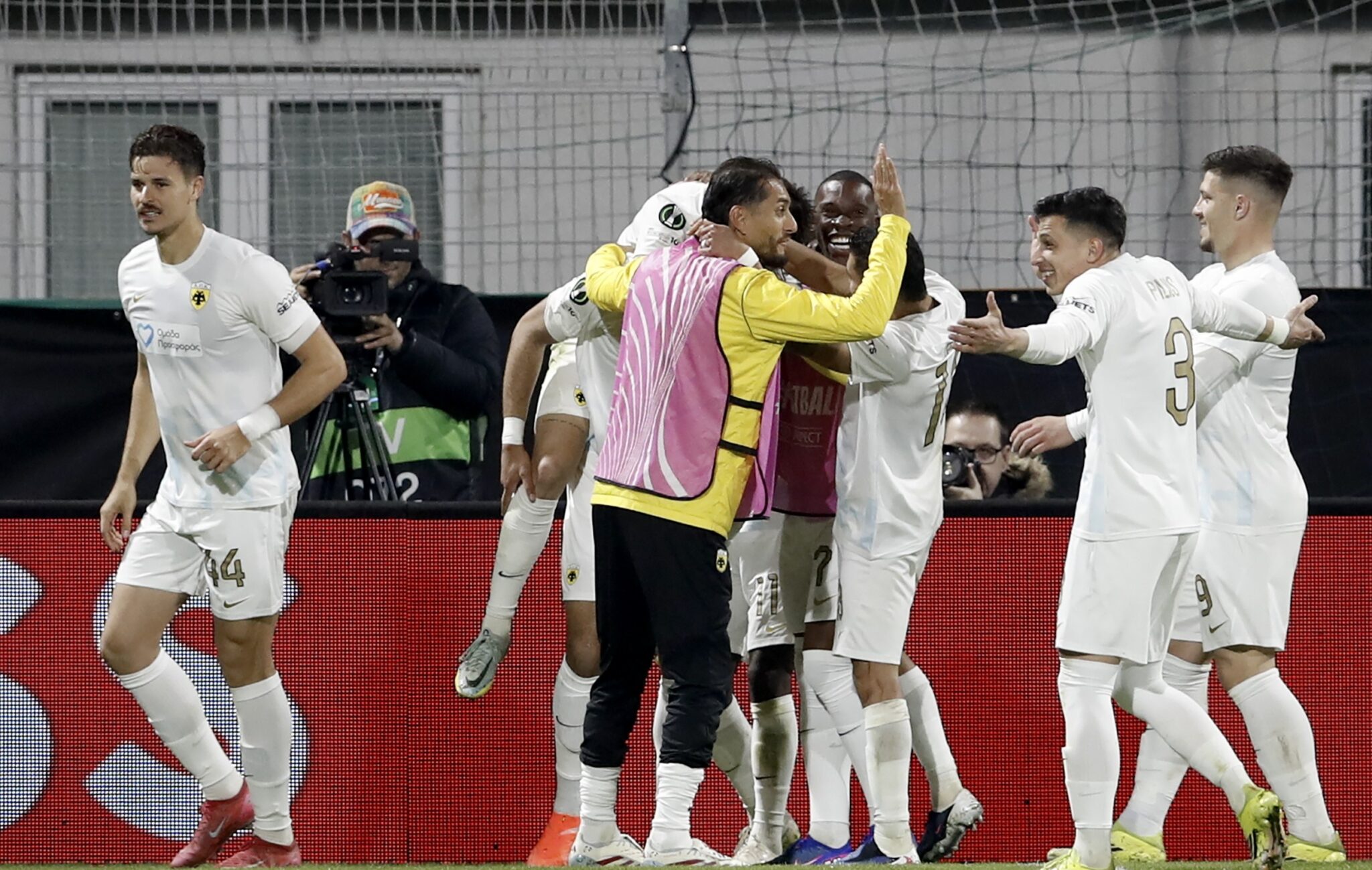 ΑΕΚ: Απογείωση 66 θέσεων στην κατάταξη της UEFA