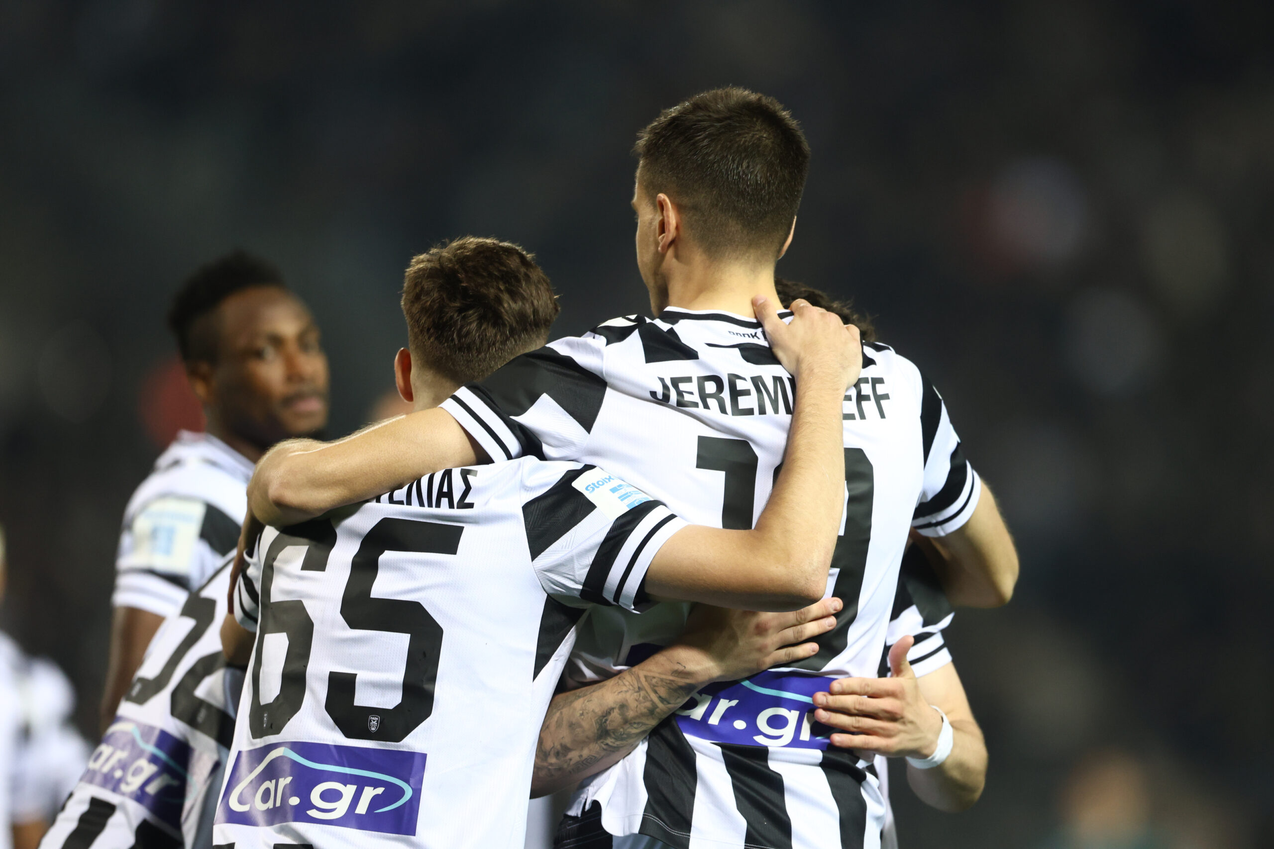 ΠΑΟΚ που ανεβαίνει, ξεμπέρδεψε ρίχνοντας «σβηστή» τριάρα στον Λεβαδειακό