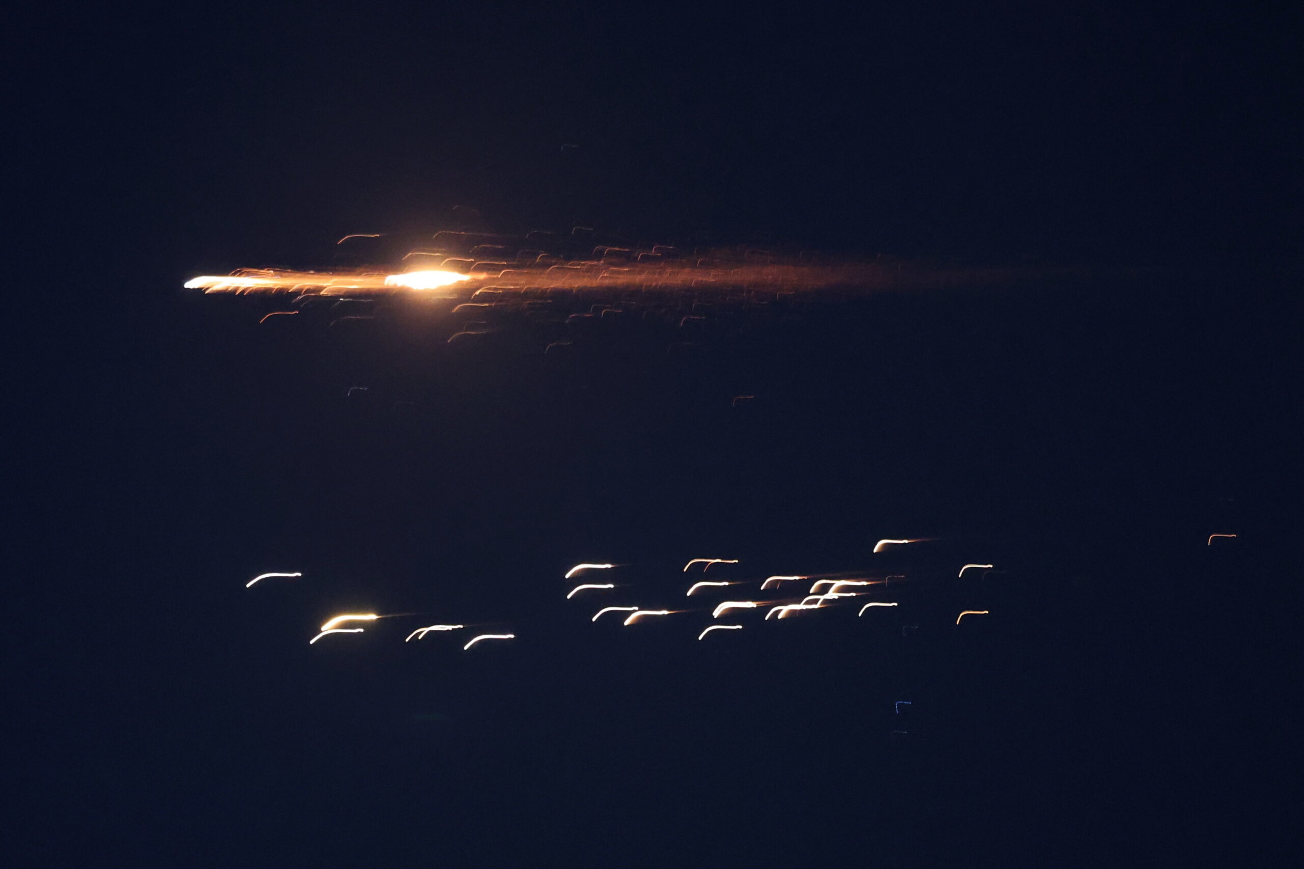 LIVE: Ιρανικό ολονύχτιο σφυροκόπημα με πυραύλους κατά Ισραήλ