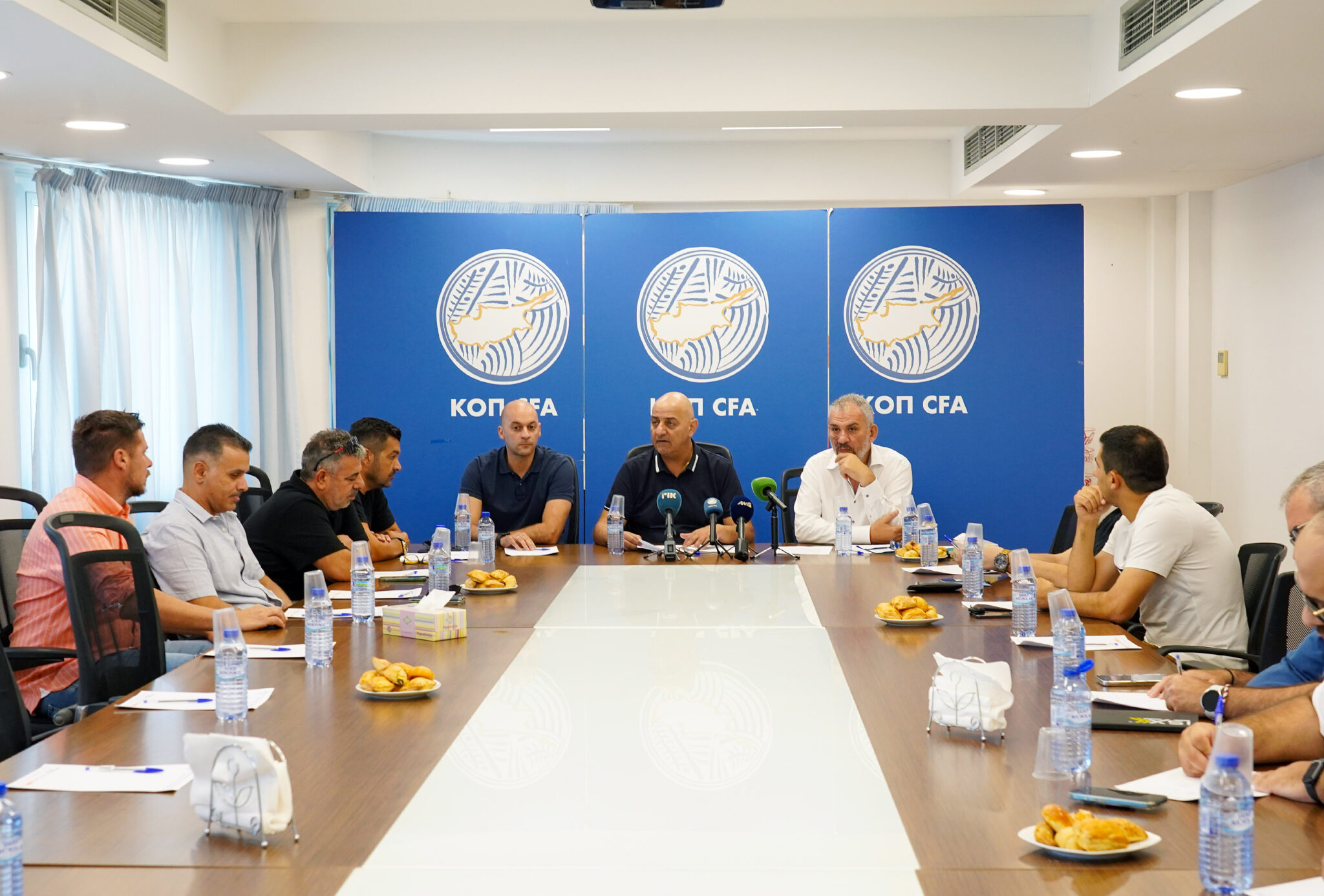 Ευρεία σύσκεψη για συζήτηση θεμάτων που αφορούν τη Β’ Κατηγορία