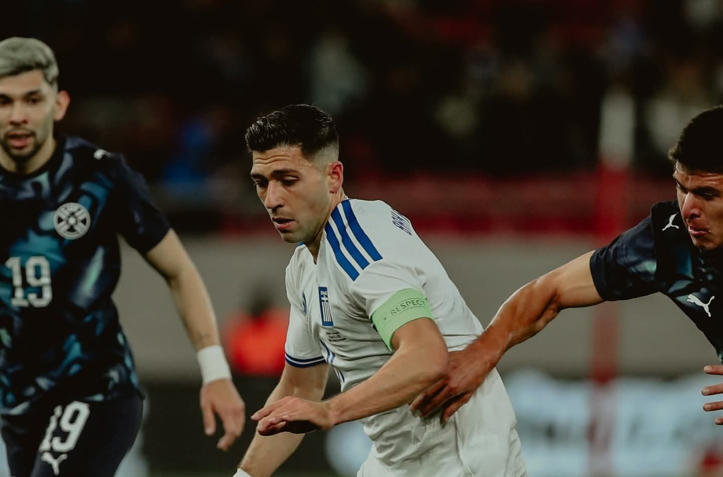 Ξεκίνημα με το… αριστερό στη νέα μέρα της Ελλάδας