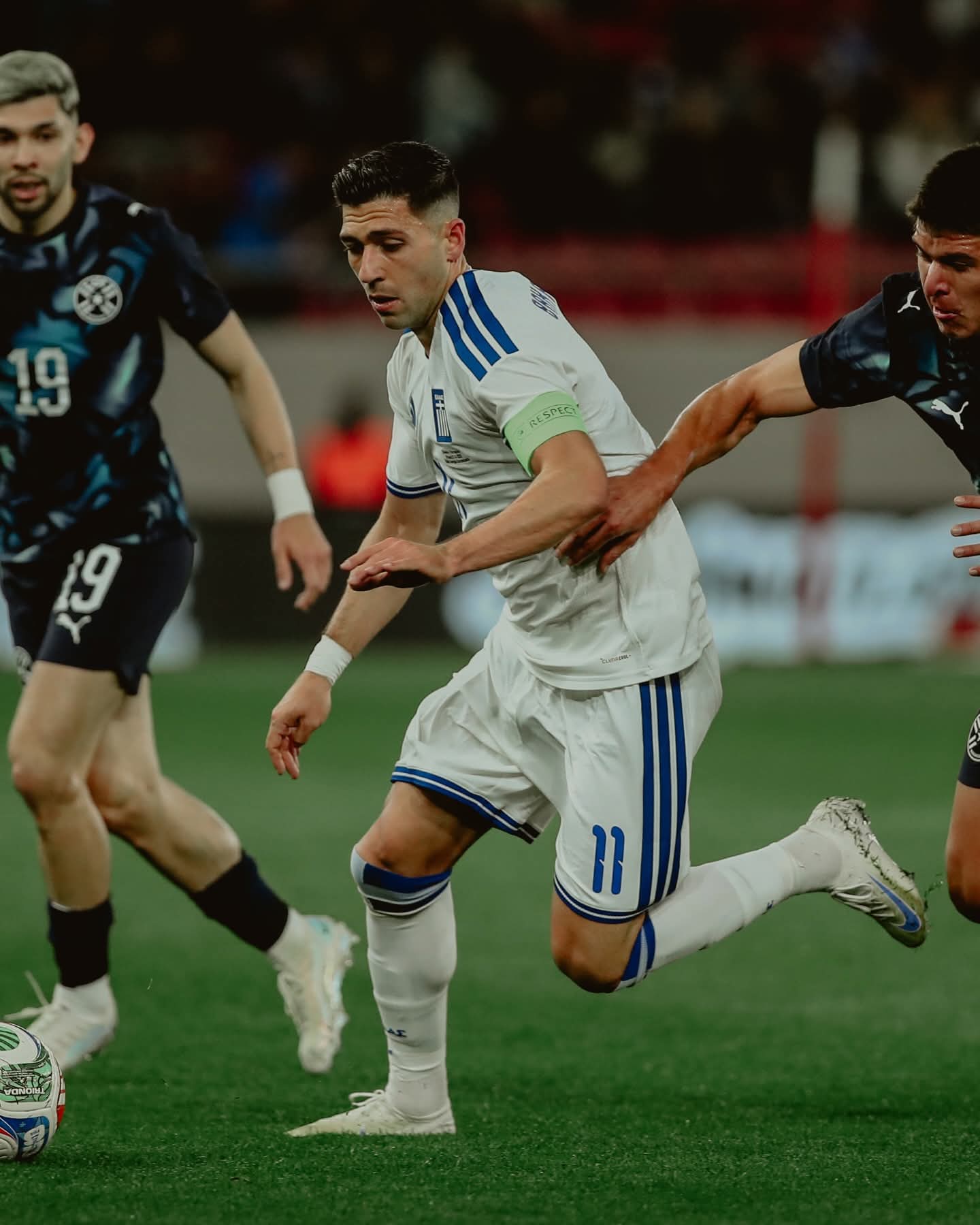 Ξεκίνημα με το… αριστερό στη νέα μέρα της Ελλάδας