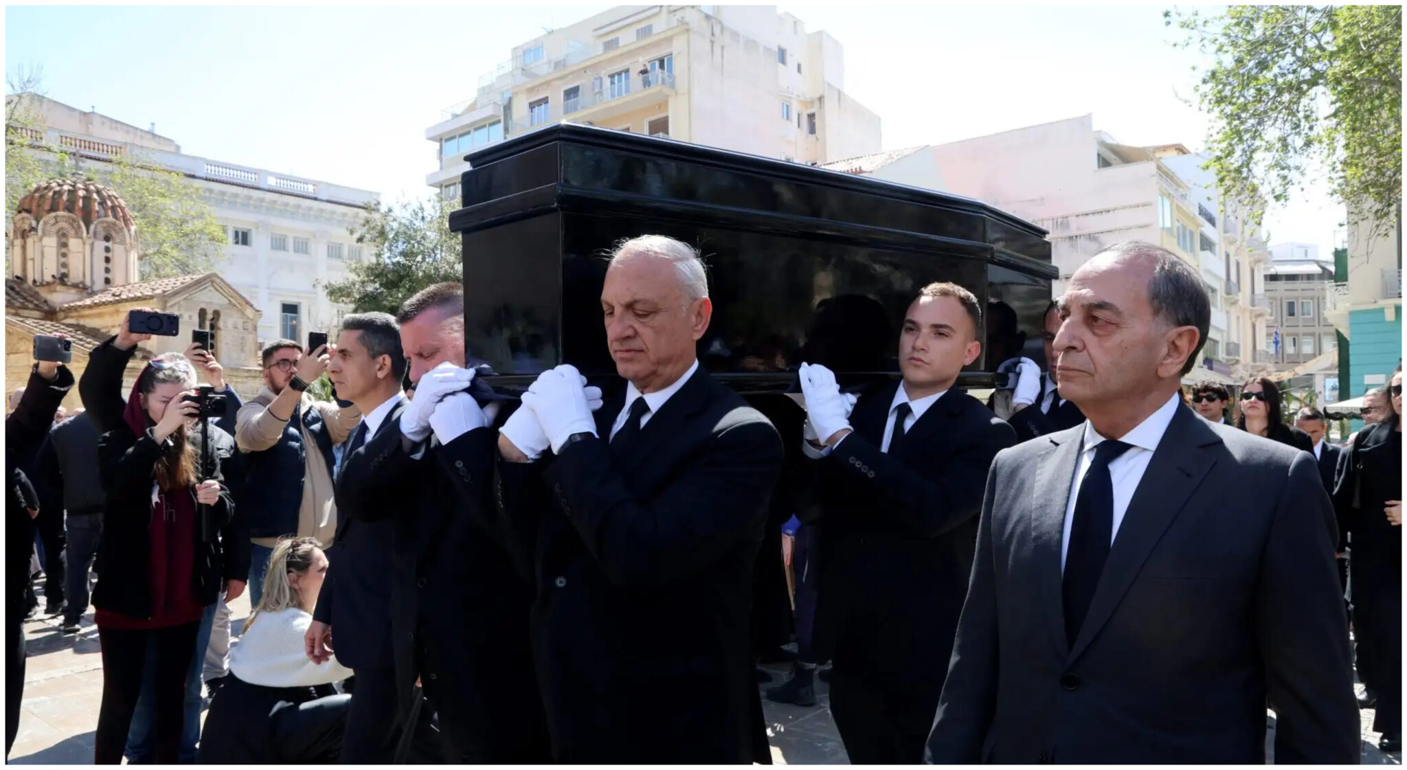 Μαρινέλλα: Έπεσε η αυλαία για τη σπουδαία φωνή του ελληνικού πενταγράμμου 