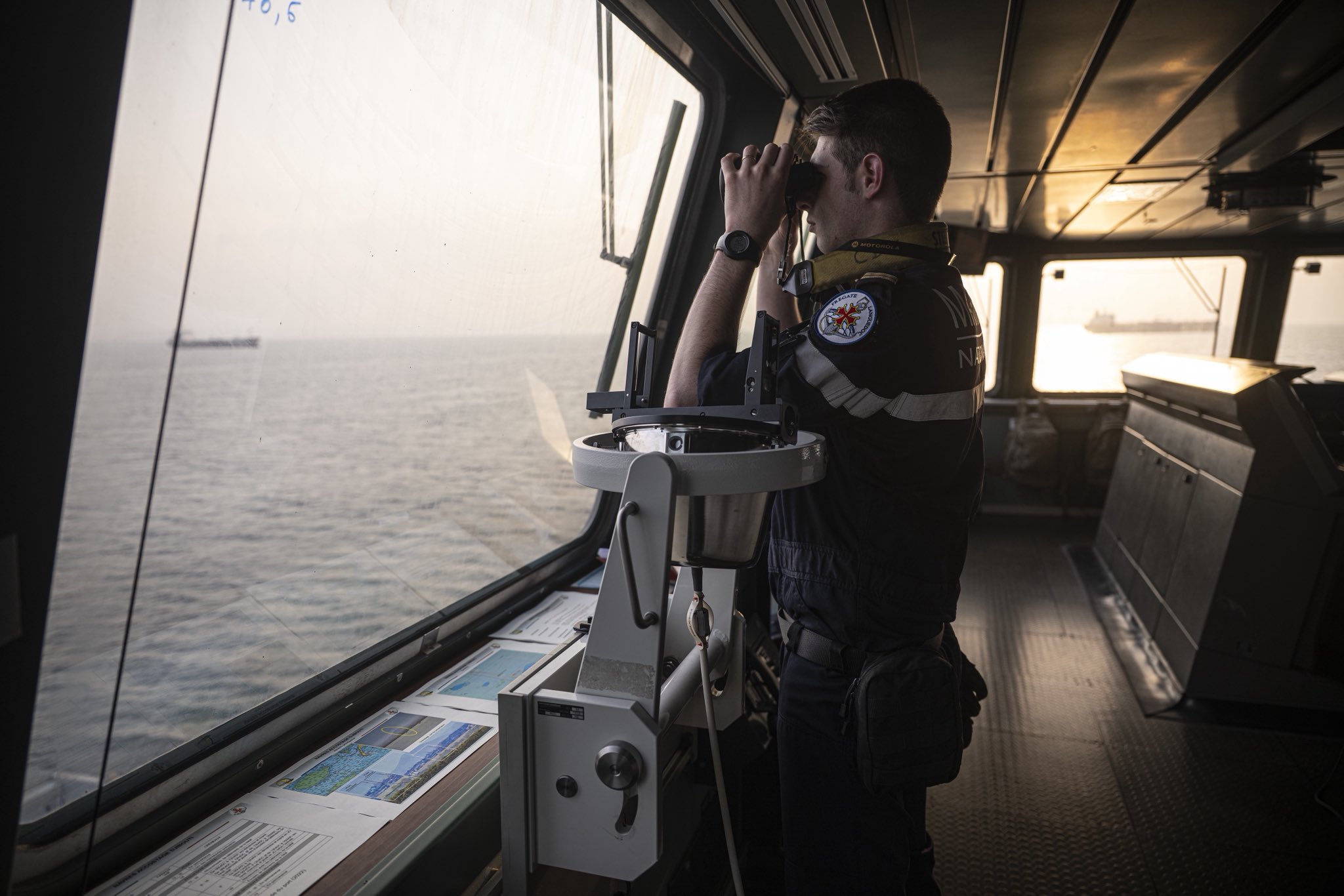 ΦΩΤΟ: Γαλλικό αντιτορπιλικό στα ανοιχτά της Κύπρου