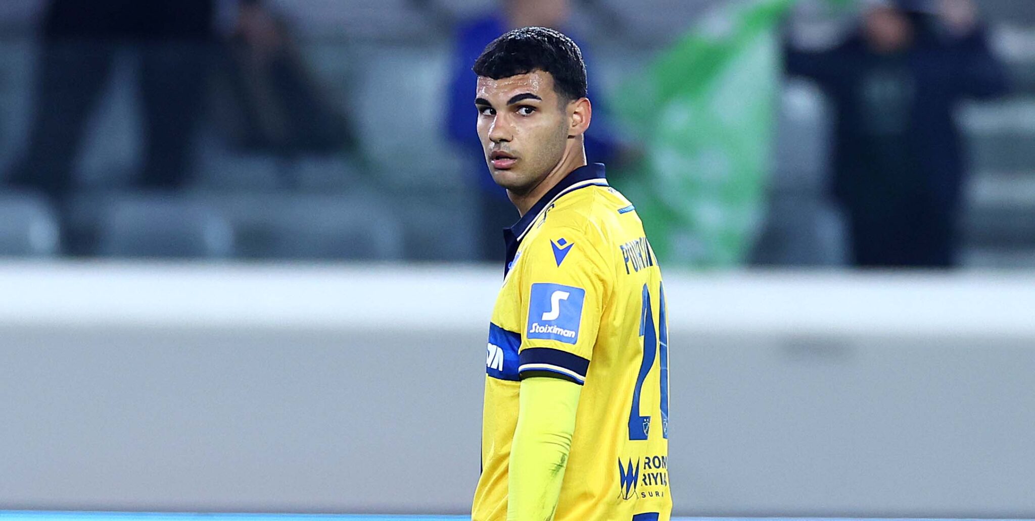 Σε επαφές με Πουρσαϊτίδη για νέο συμβόλαιο ο ΑΠΟΕΛ