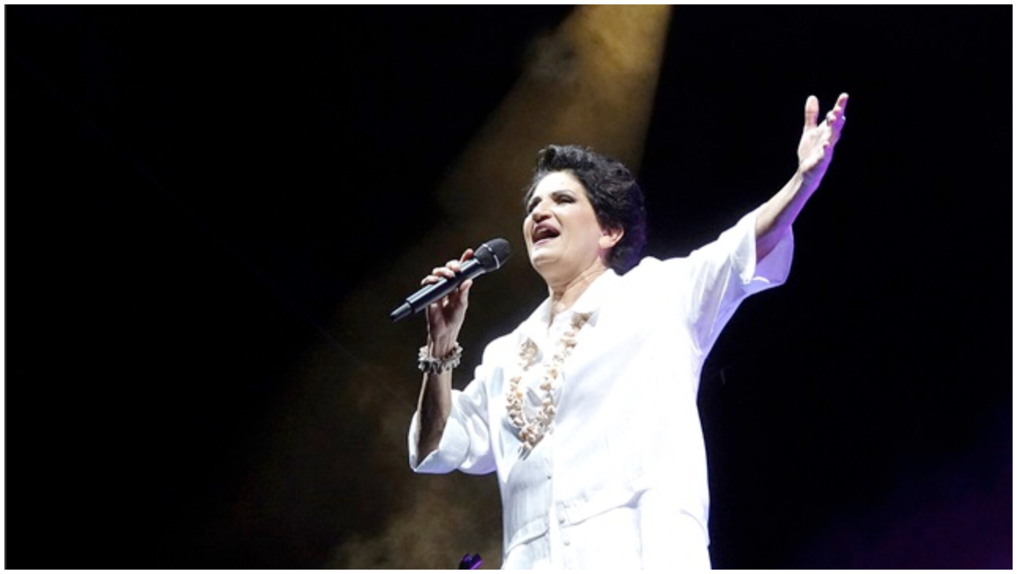 Πρωτοψάλτη: Στην δίωξη ηλεκτρονικού εγκλήματος με τους δικηγόρους της – Τι συνέβη;