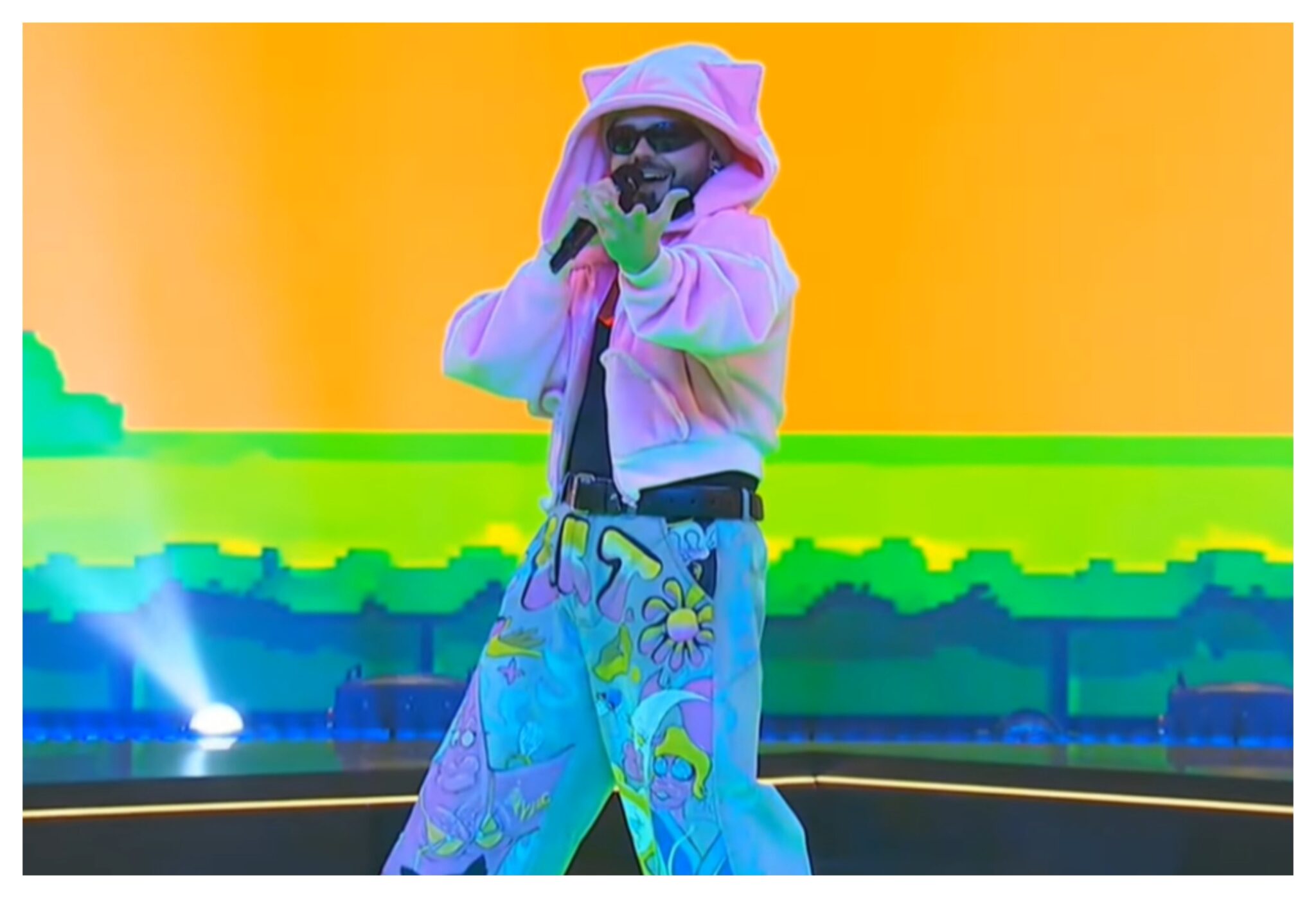 Aποθέωση στη σκηνή του εθνικού τελικού της Σερβίας: O Akylas ξεσήκωσε το κοινό με το «ferto» (BINTEO)