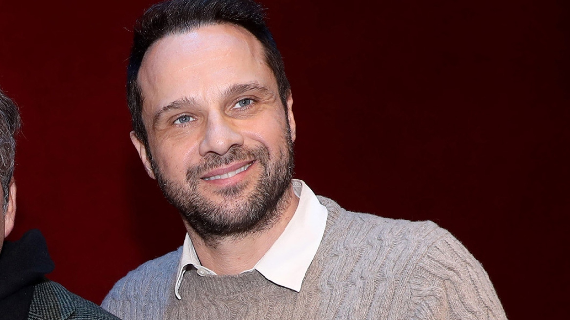 Ξεσπά ο Μέμος Μπεγνής για το τραγούδι του Akyla – Τι λέει;