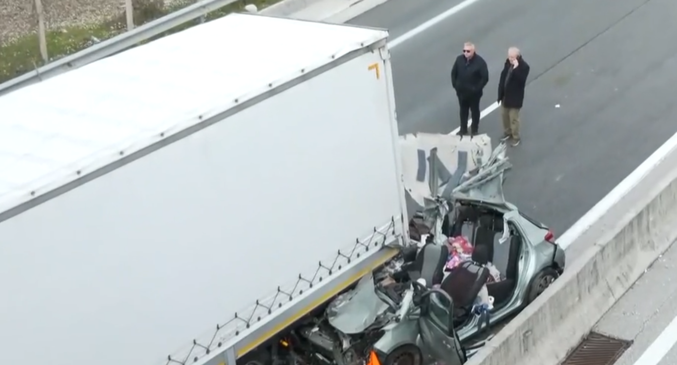 Τραγικό διπλό δυστύχημα στην Εγνατία Οδό: Έσπευσε να βοηθήσει σε θανατηφόρο τροχαίο και παρασύρθηκε κι αυτός