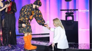 Συγκινεί ο Ακύλας για τη μητέρα του: “Στα 17 ήρθε από τη Γεωργία με ένα μωρό στην αγκαλιά…”