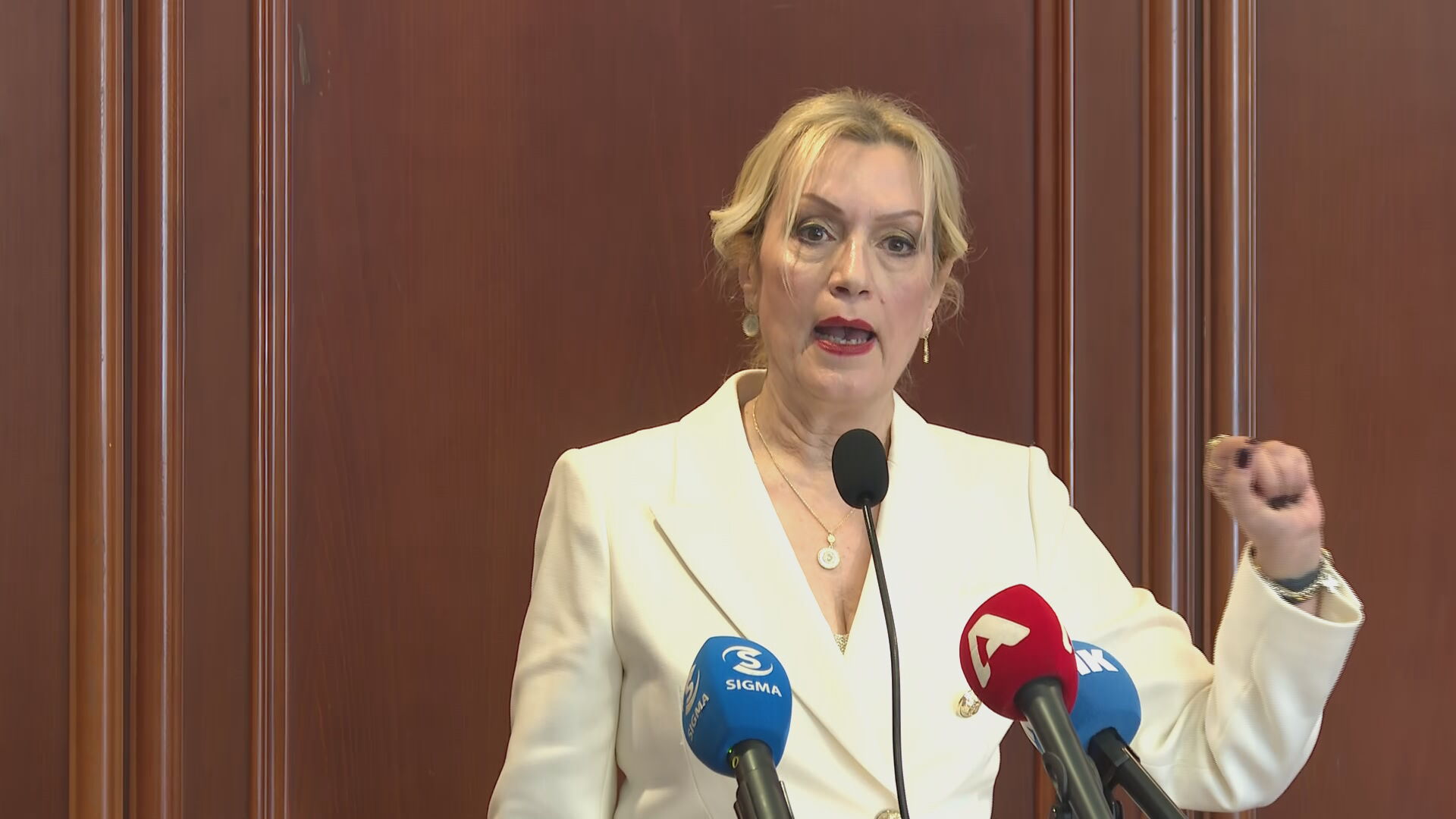 Κι επίσημα με το Άλμα στις Βουλευτικές η Ειρήνη: Όσα είπε για το ΑΚΕΛ που την «έδιωξε» και για τον «τεχνοκράτη» Οδυσσέα