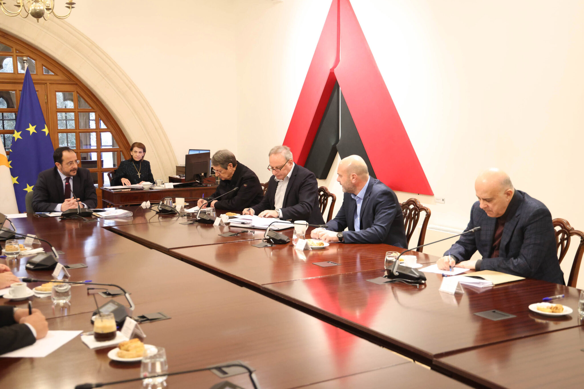 «Η συζήτηση για τις Βάσεις δεν θα γίνει δημόσια»: Ενημέρωσε το Εθνικό Συμβούλιο για τις προθέσεις του ο Χριστοδουλίδης