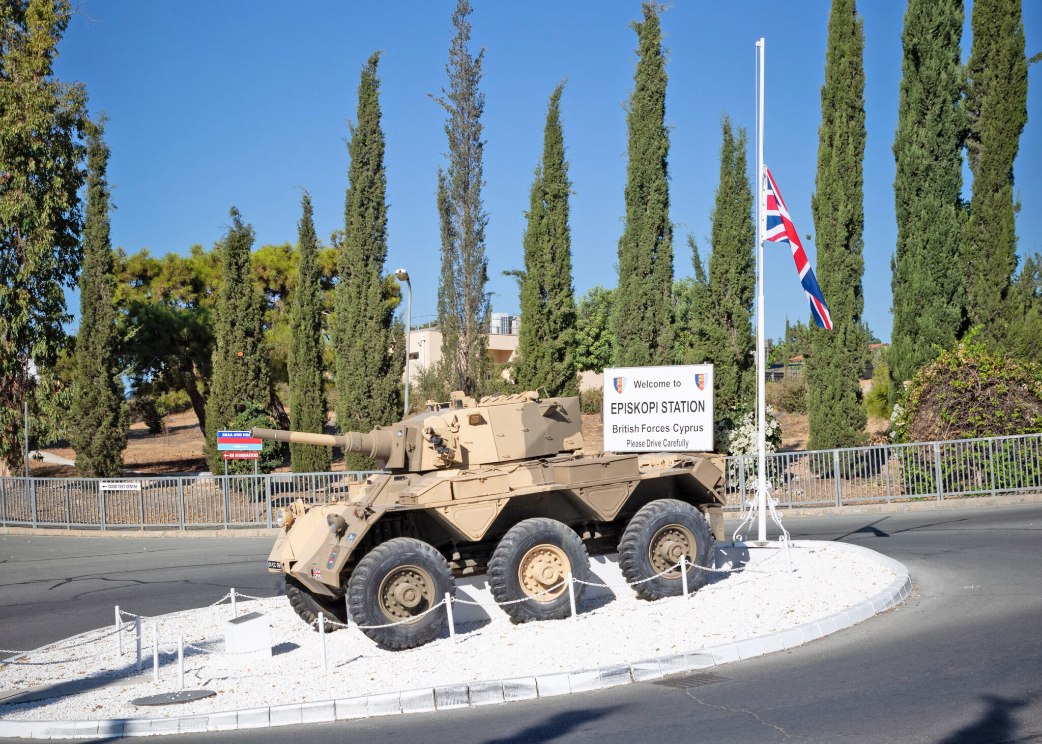 Ο Λετυμπιώτης απαντά: Η συζήτηση για τις Βάσεις, επηρεάζει το Κυπριακό;