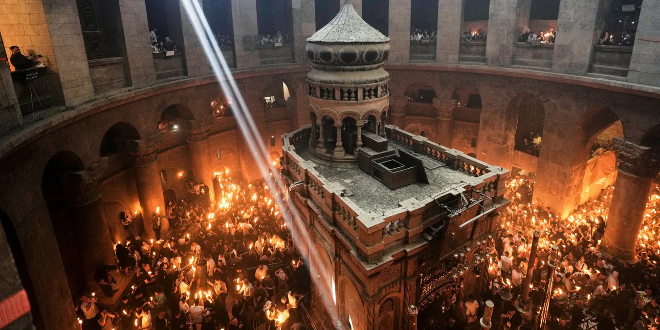 Το Ισραήλ ανοίγει τον Πανάγιο Τάφο μετά τη διεθνή κατακραυγή