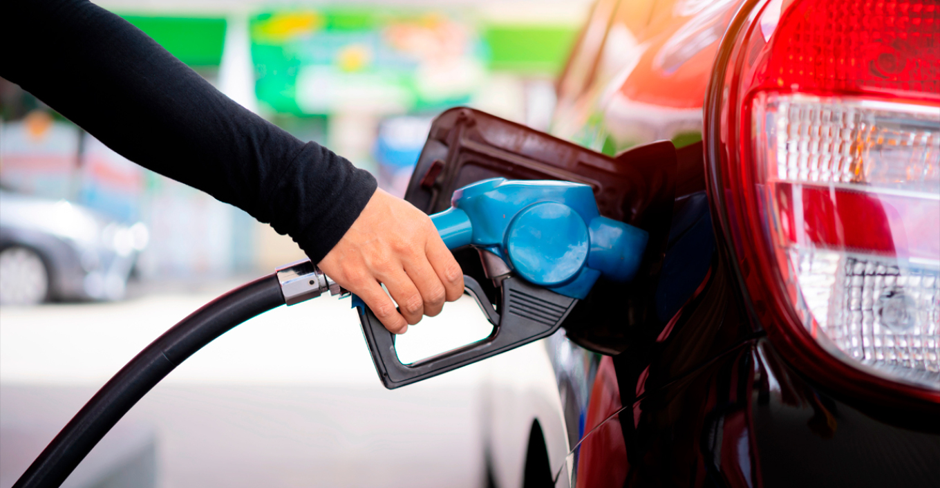 Ντόμινο στην παγκόσμια οικονομία: Εκτόξευση της τιμής των καυσίμων και ταξιδιωτικό χάος λόγω πολέμου