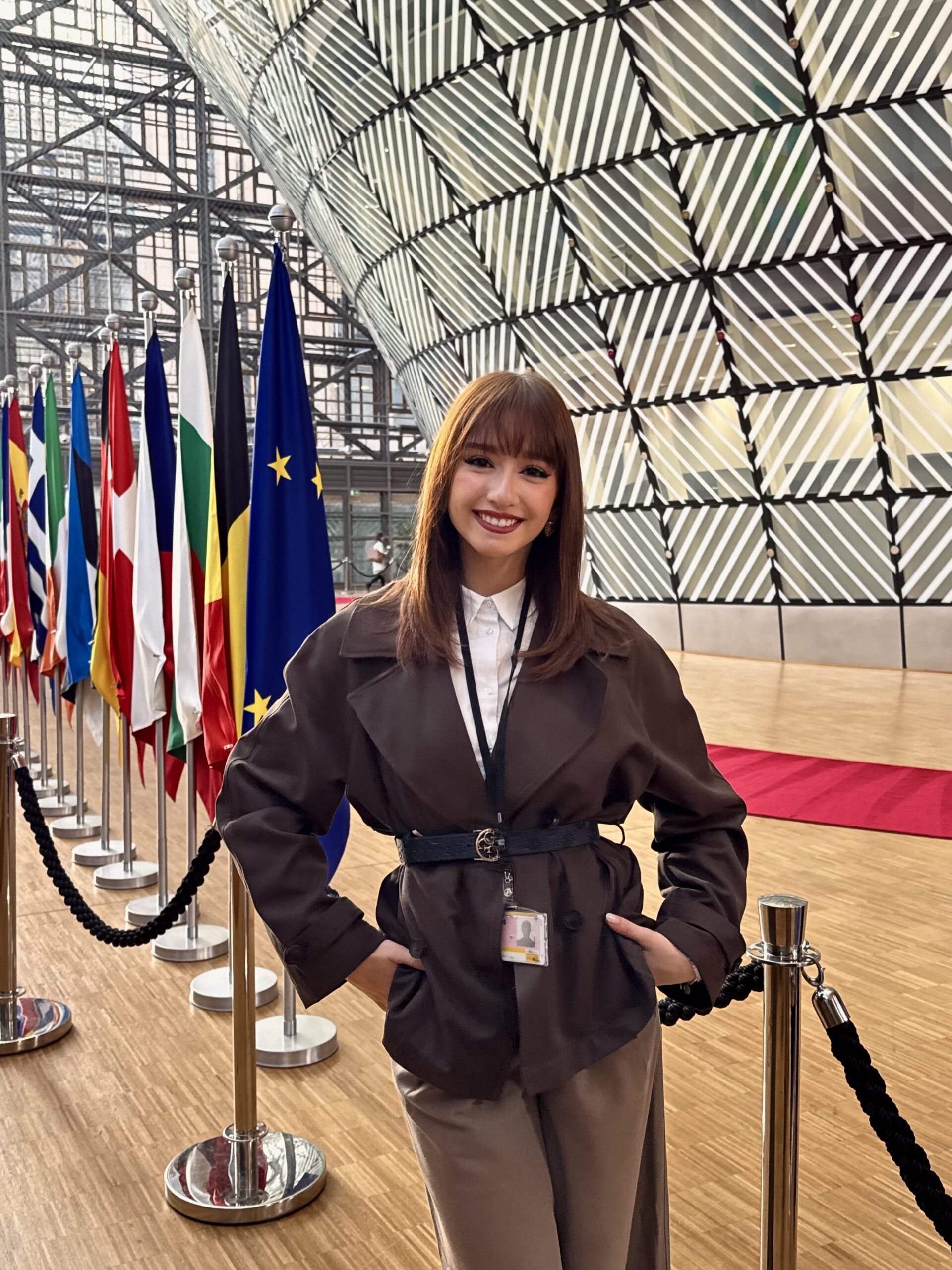 ΕΛΕΝΗ ΜΙΧΑΗΛ