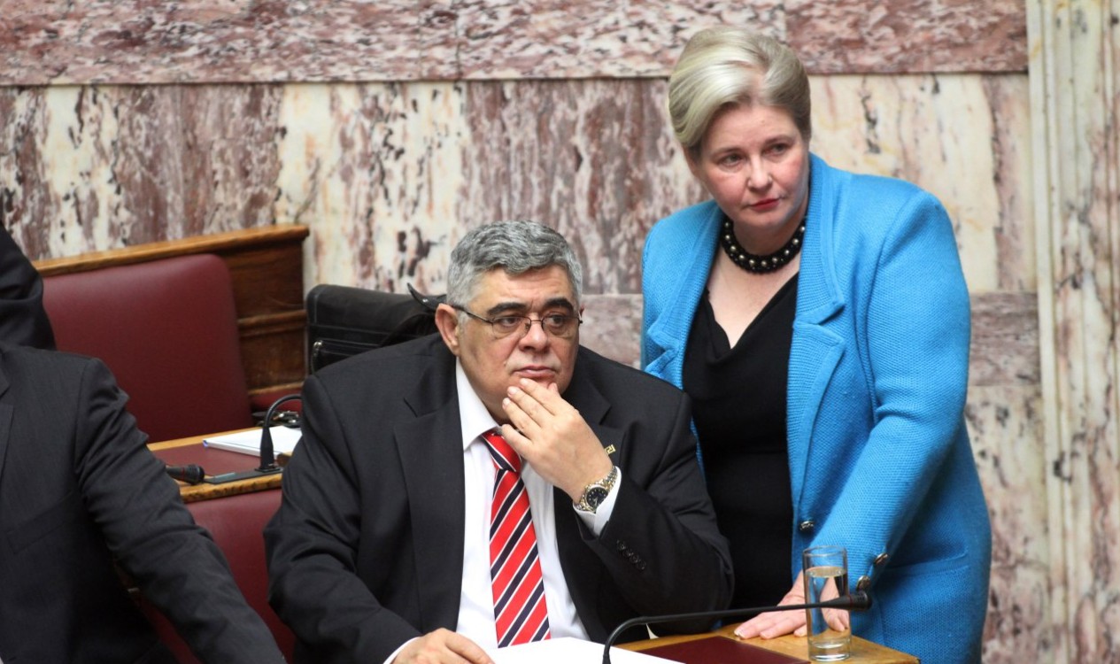 Στη φυλακή και η Ελένη Ζαρούλια, πρώην βουλευτής και σύζυγος του Νίκου Μιχαλολιάκου