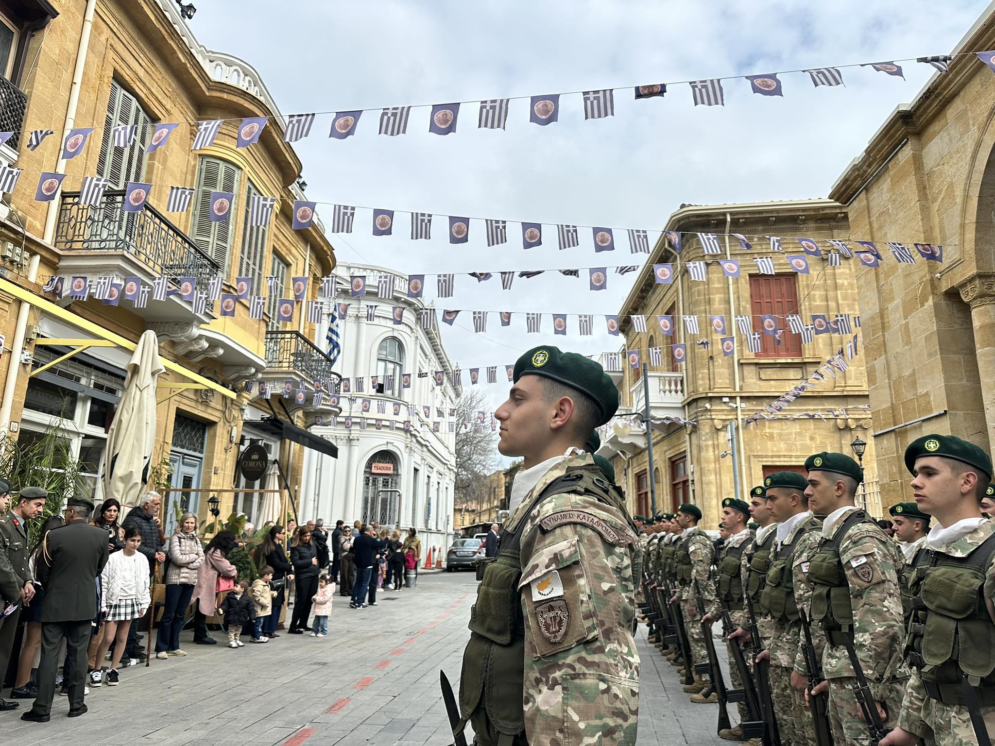 Με λαμπρότητα και τιμές η εθνική επέτειος της 25ης Μαρτίου (ΦΩΤΟ-ΒΙΝΤΕΟ)