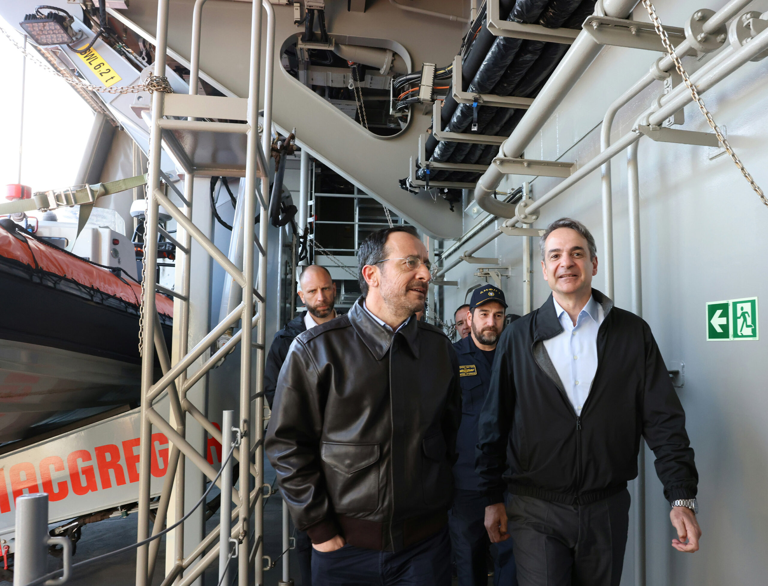 &laquo;&Gamma;&rho;ά&phi;&epsilon;&tau;&alpha;&iota; &iota;&sigma;&tau;&omicron;&rho;ί&alpha;!&raquo;: &Tau;&iota; &epsilon;ί&pi;&alpha;&nu; &Chi;&rho;&iota;&sigma;&tau;&omicron;&delta;&omicron;&upsilon;&lambda;ί&delta;&eta;&sigmaf; &kappa;&alpha;&iota; &Mu;&eta;&tau;&sigma;&omicron;&tau;ά&kappa;&eta;&sigmaf; &sigma;&tau;&omicron; &pi;&lambda;ή&rho;&omega;&mu;&alpha; &tau;&eta;&sigmaf; &phi;&rho;&epsilon;&gamma;ά&tau;&alpha;&sigmaf; &laquo;&Kappa;ί&mu;&omega;&nu;&raquo;