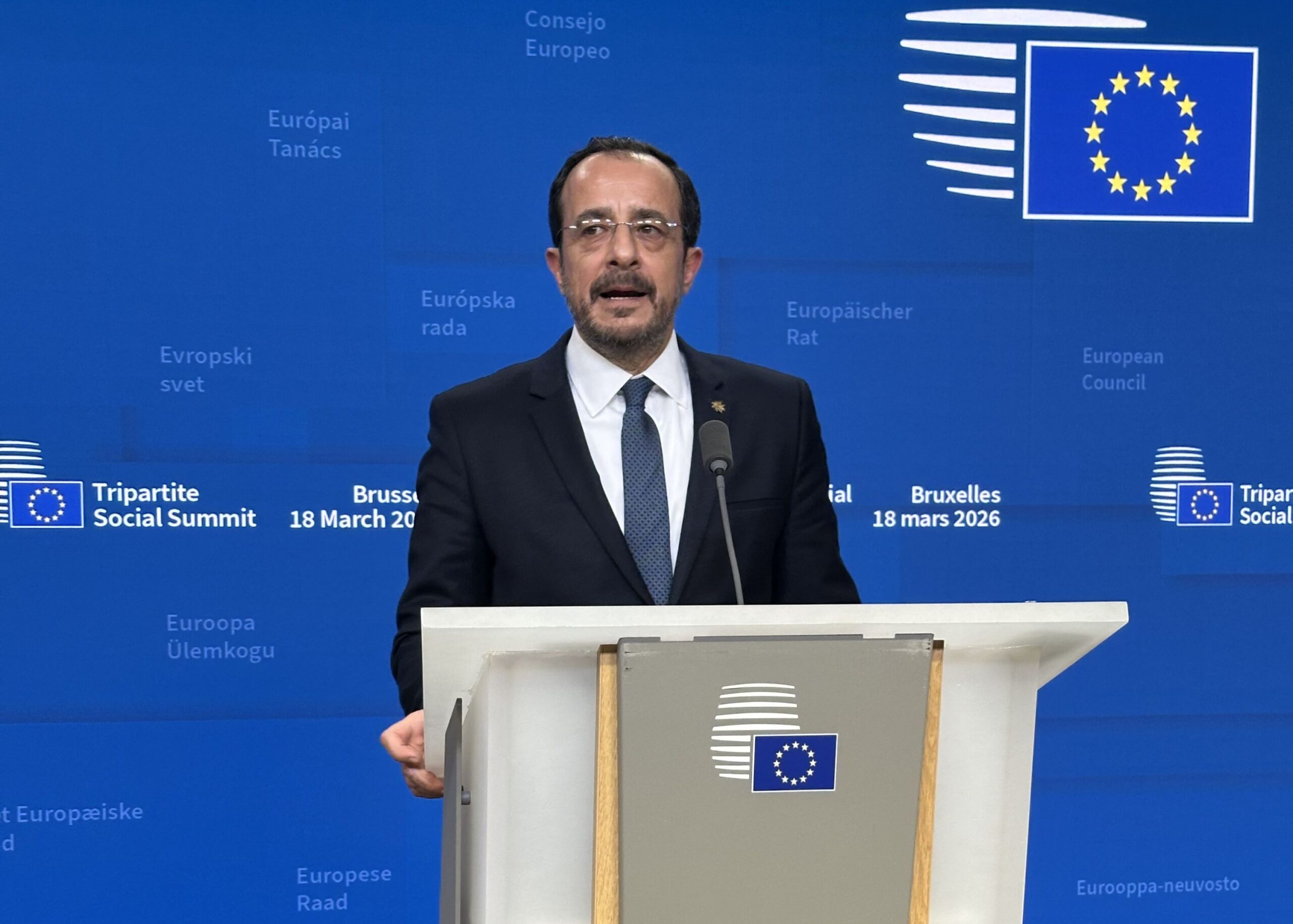 &Pi;&tau;&Delta; &sigma;&tau;&eta;&nu; Corriere della Sera: &Pi;&rho;έ&pi;&epsilon;&iota; &nu;&alpha; &beta;&rho;&omicron;ύ&mu;&epsilon; &tau;&rho;ό&pi;&omicron; &gamma;&iota;&alpha; &alpha;&pi;&omicron;&kappa;&lambda;&iota;&mu;ά&kappa;&omega;&sigma;&eta;