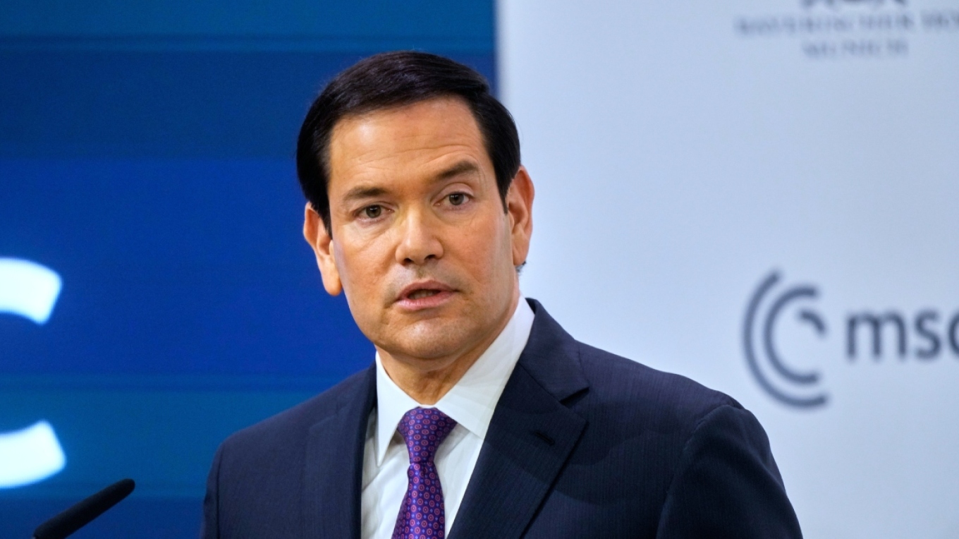 Ρούμπιο: Οι ΗΠΑ μπορεί να επανεξετάσουν τη συμμετοχή τους στο ΝΑΤΟ μετά το τέλος του πολέμου