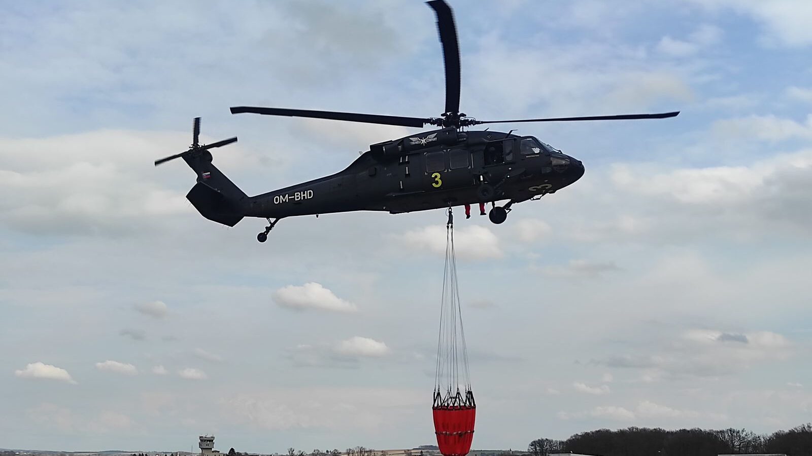 Με τέσσερα ελικόπτερα από την Σλοβακία ενισχύεται η αεροπυρόσβεση, τι προνοεί η συμφωνία