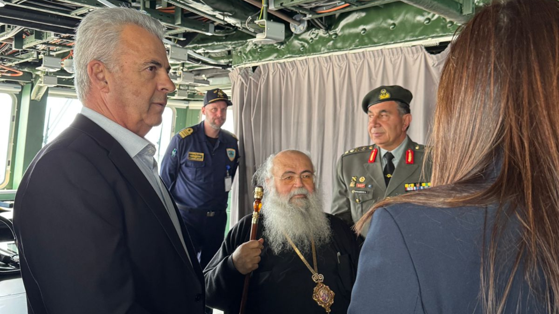 ΒΙΝΤΕΟ&ΦΩΤΟ: Στη φρεγάτα «Κίμων» Φυτιρής, Αρχιεπίσκοπος Γεώργιος και Χατζημανώλη