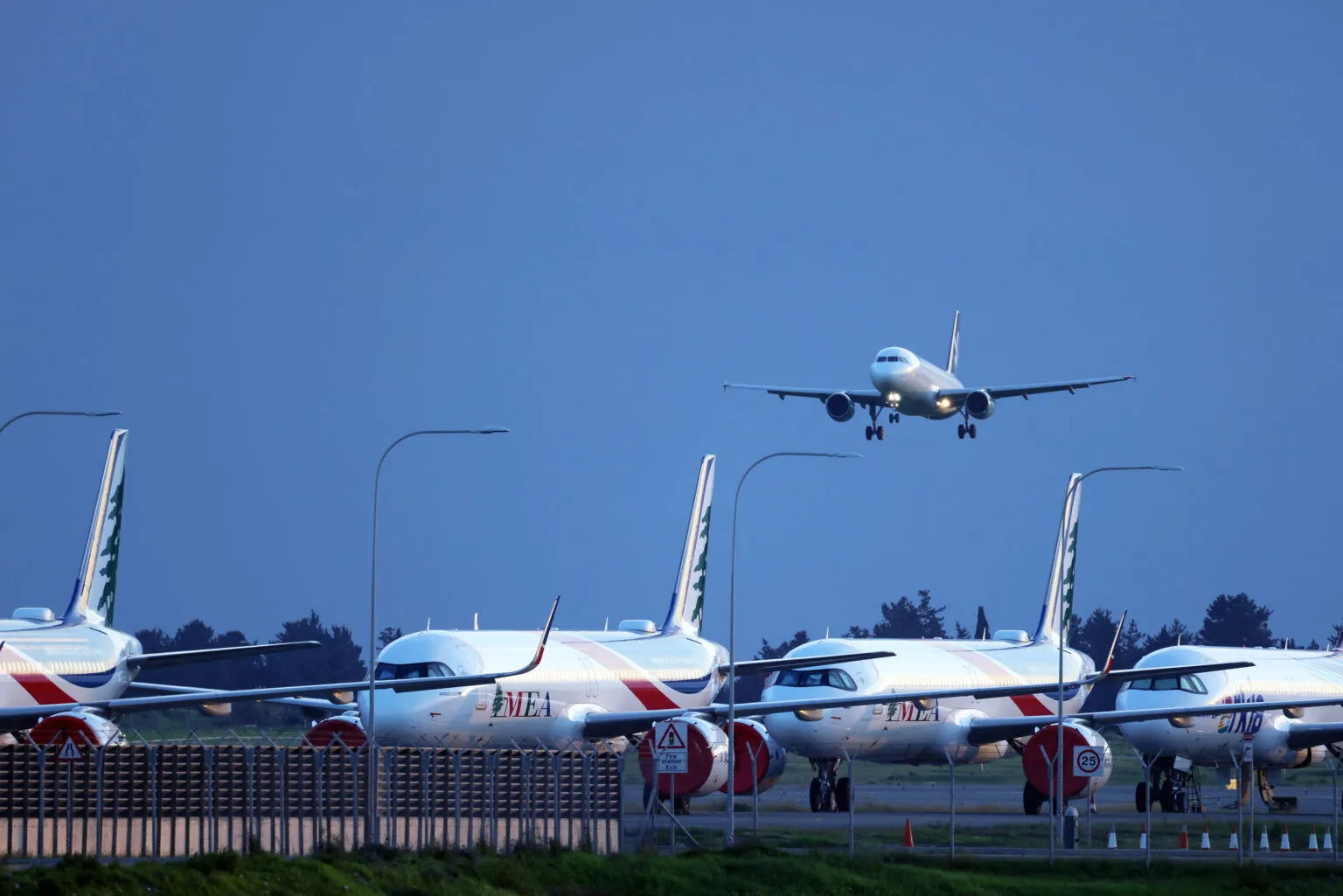 Εν αναμονή διευκρινίσεων μετά τις εξαγγελίες ο τουρισμός, σχέδιο κινήτρων για αεροπορικές εταιρείες