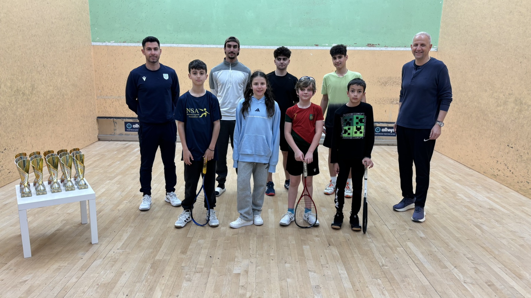 Η Κυπριακή Ολυμπιακή Επιτροπή συγχαίρει την Ομοσπονδία Σκουός για το «Allwyn Spring Junior Open»