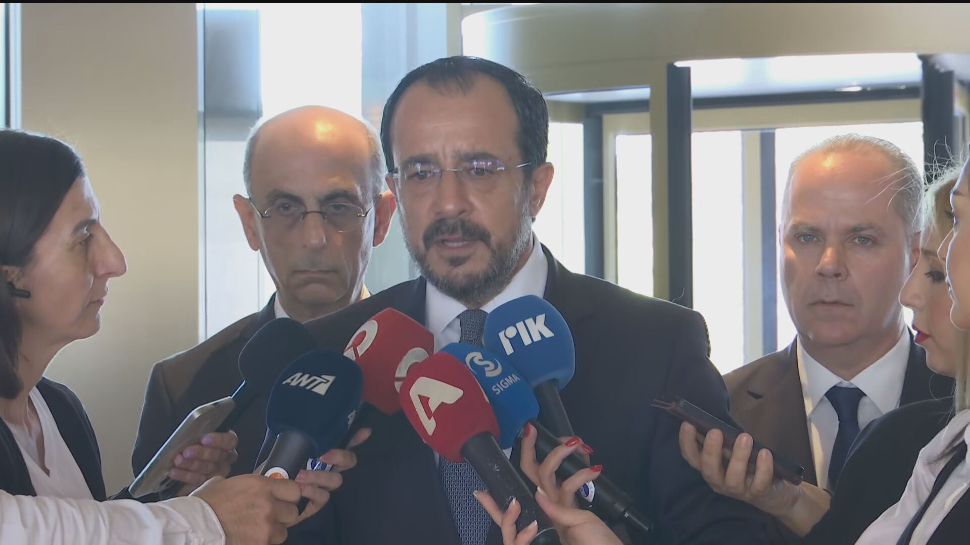 «Δεν εμπλέκομαι στις ανακριτικές διαδικασίες»: Τι λέει ο ΠτΔ για έρευνες Europol και FBI για υπόθεση «Σάντυ»