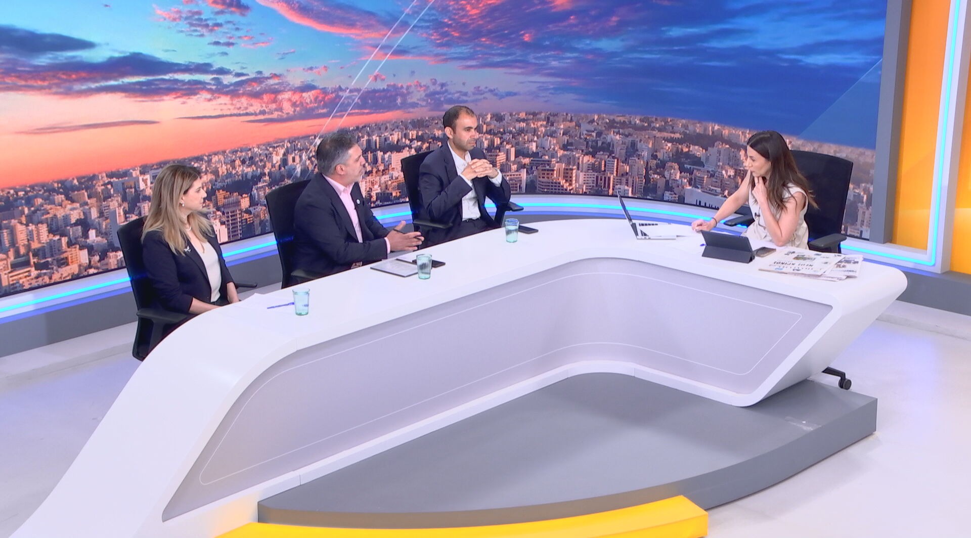 Τρεις υποψήφιοι βουλευτές απαντούν: Γιατί πληρώνουμε τόσο ακριβό ρεύμα στην Κύπρο και ποια είναι η λύση;