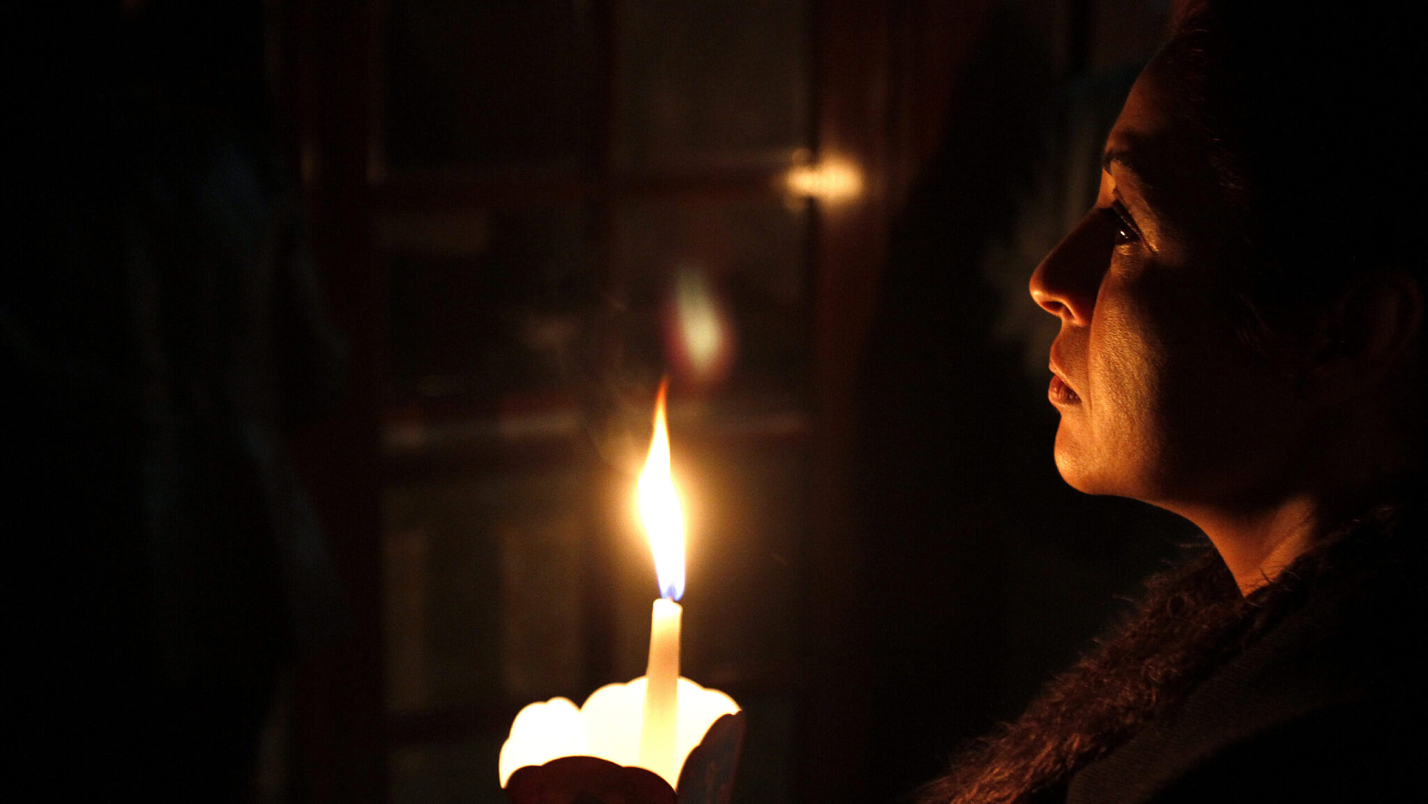 Έρχεται στην Κύπρο το Άγιο Φως: Πώς και πότε αναμένεται να αφιχθεί, ποιος ο ρόλος της Ελλάδας