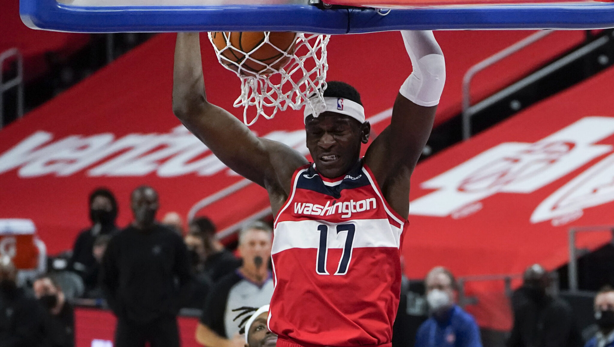 Κοντά στoυς Πίστονς ο Μπόνγκα