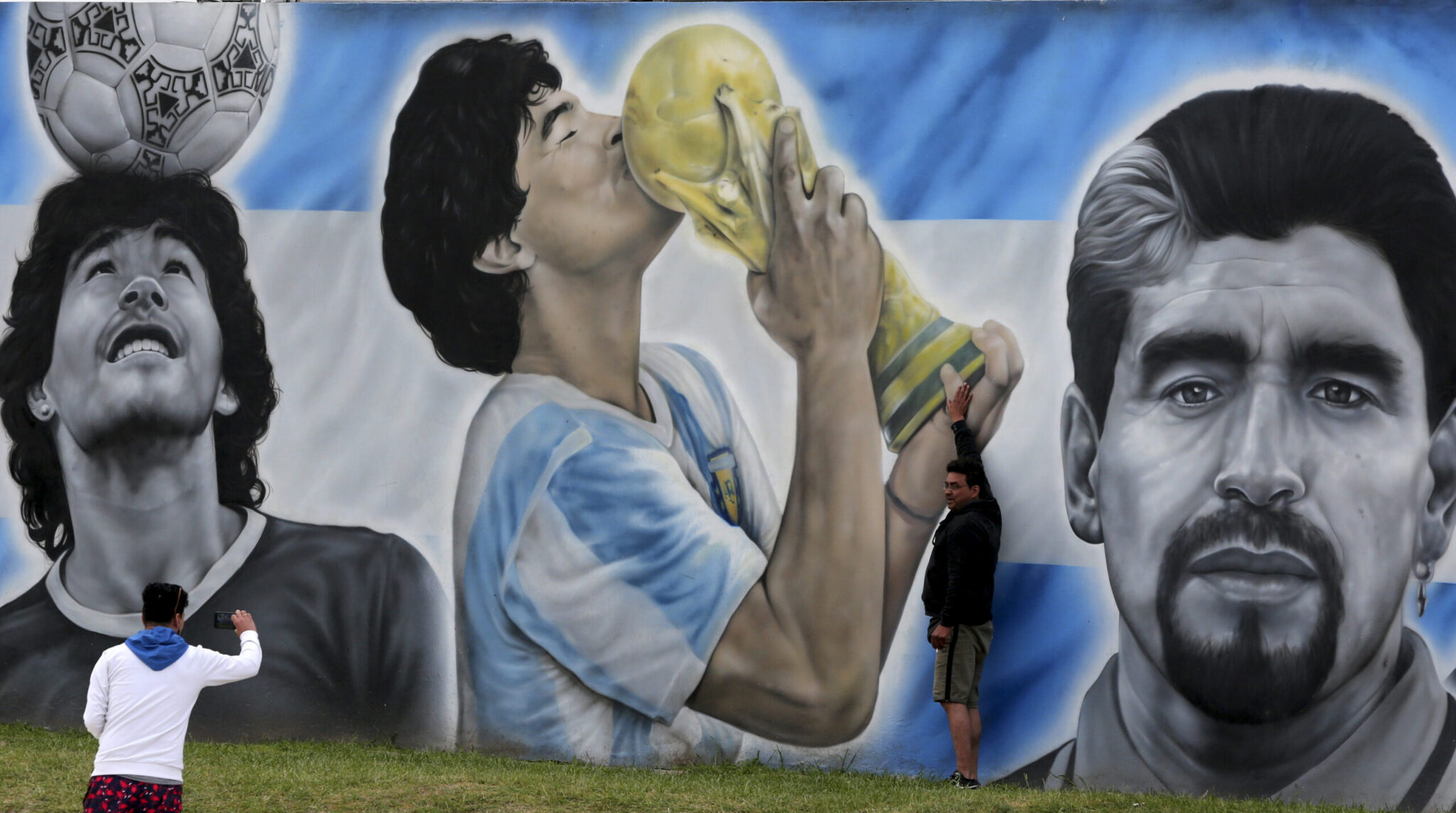 «Εγκαταλελειμμένος και δολοφονημένος ο Μαραντόνα» – Δριμύ κατηγορώ του Εισαγγελέα στην ιατρική ομάδα