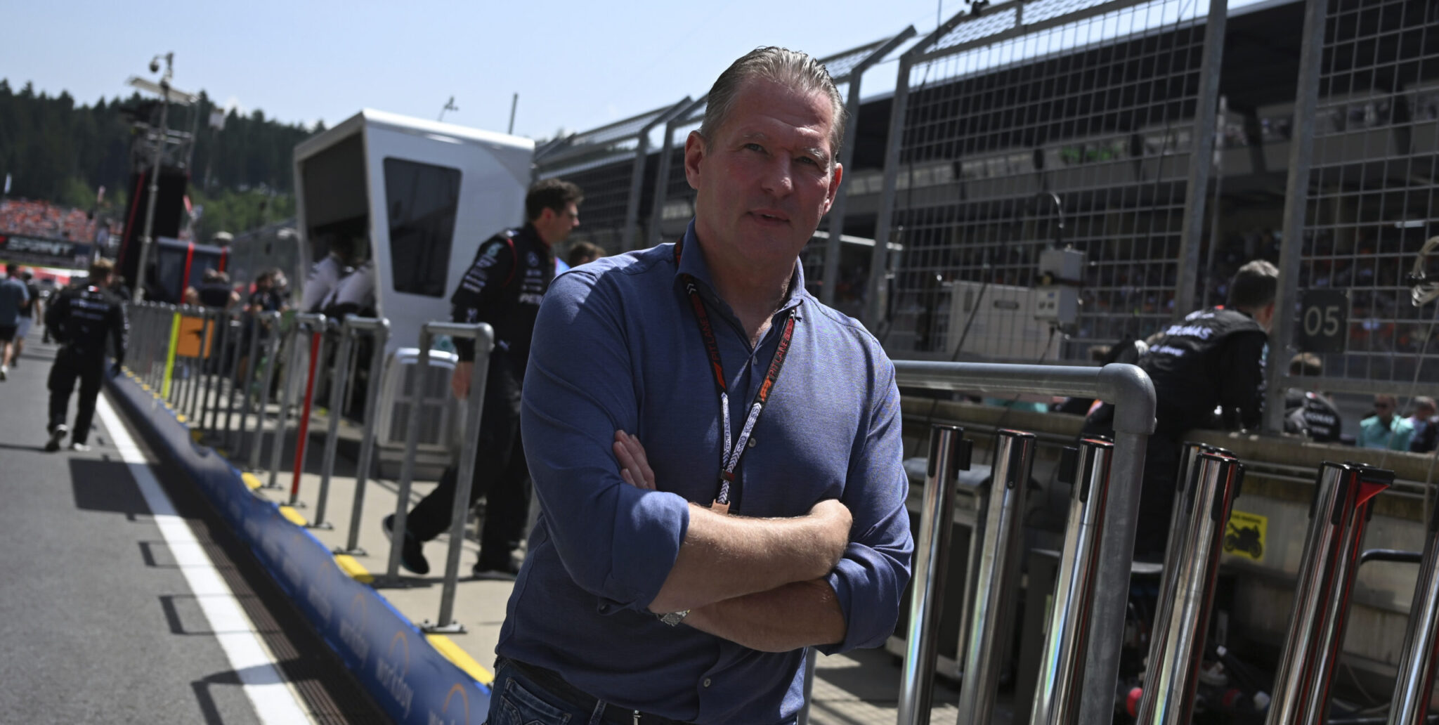 Σοκαριστικό ατύχημα για τον πατέρα Φερστάπεν σε αγώνα ράλλυ (ΒΙΝΤΕΟ